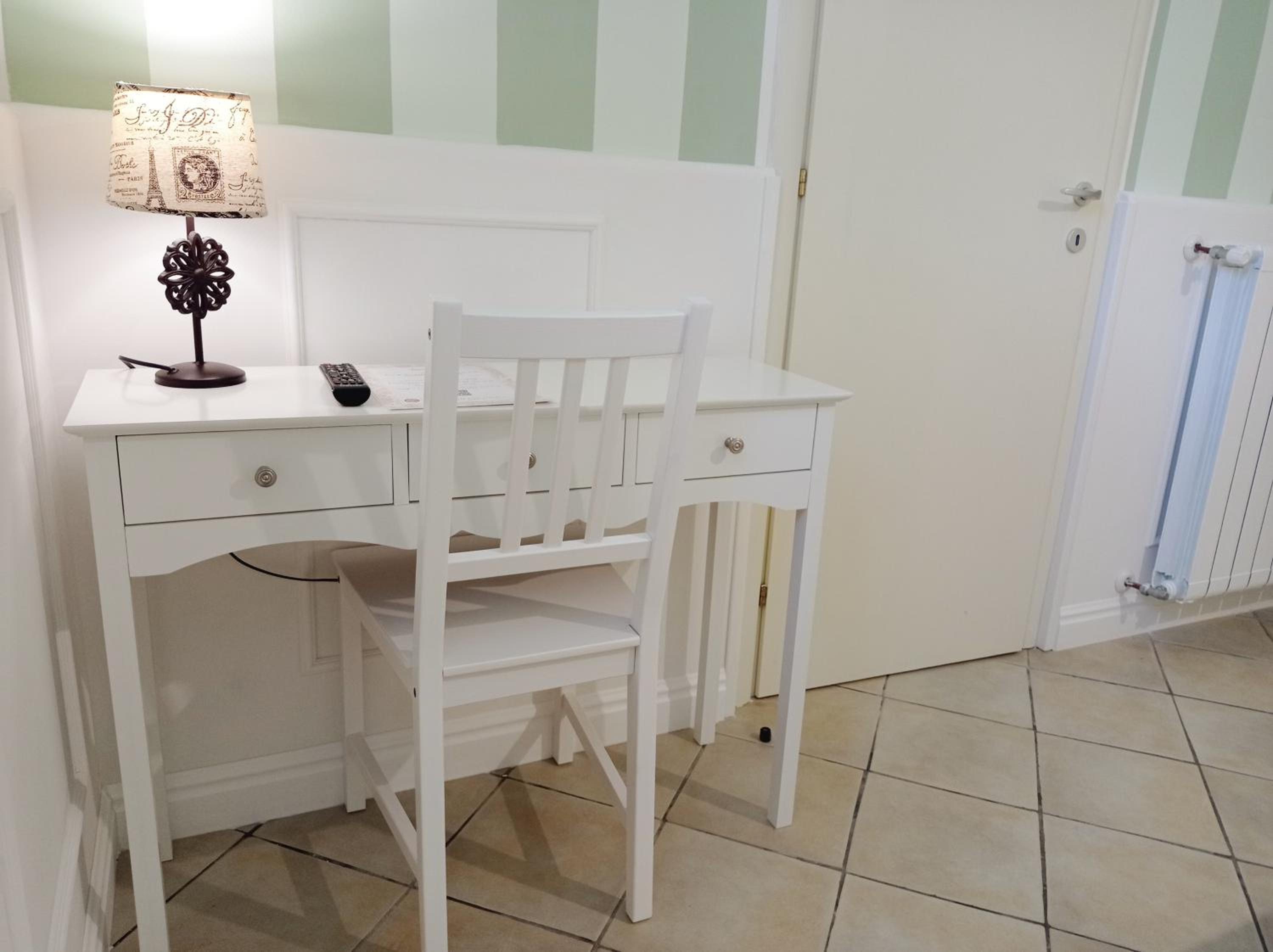 Double or Twin Room - Photo 17