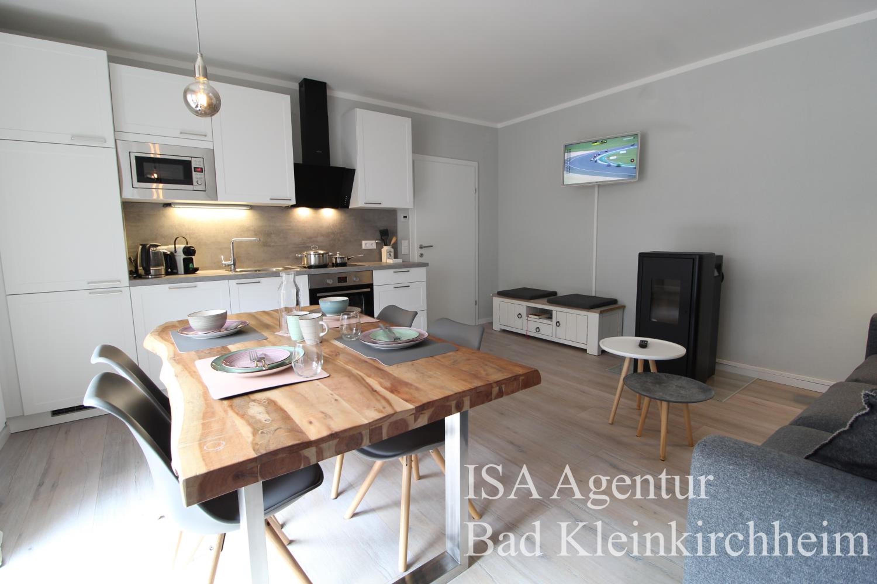 Deluxe Apartment photo 2