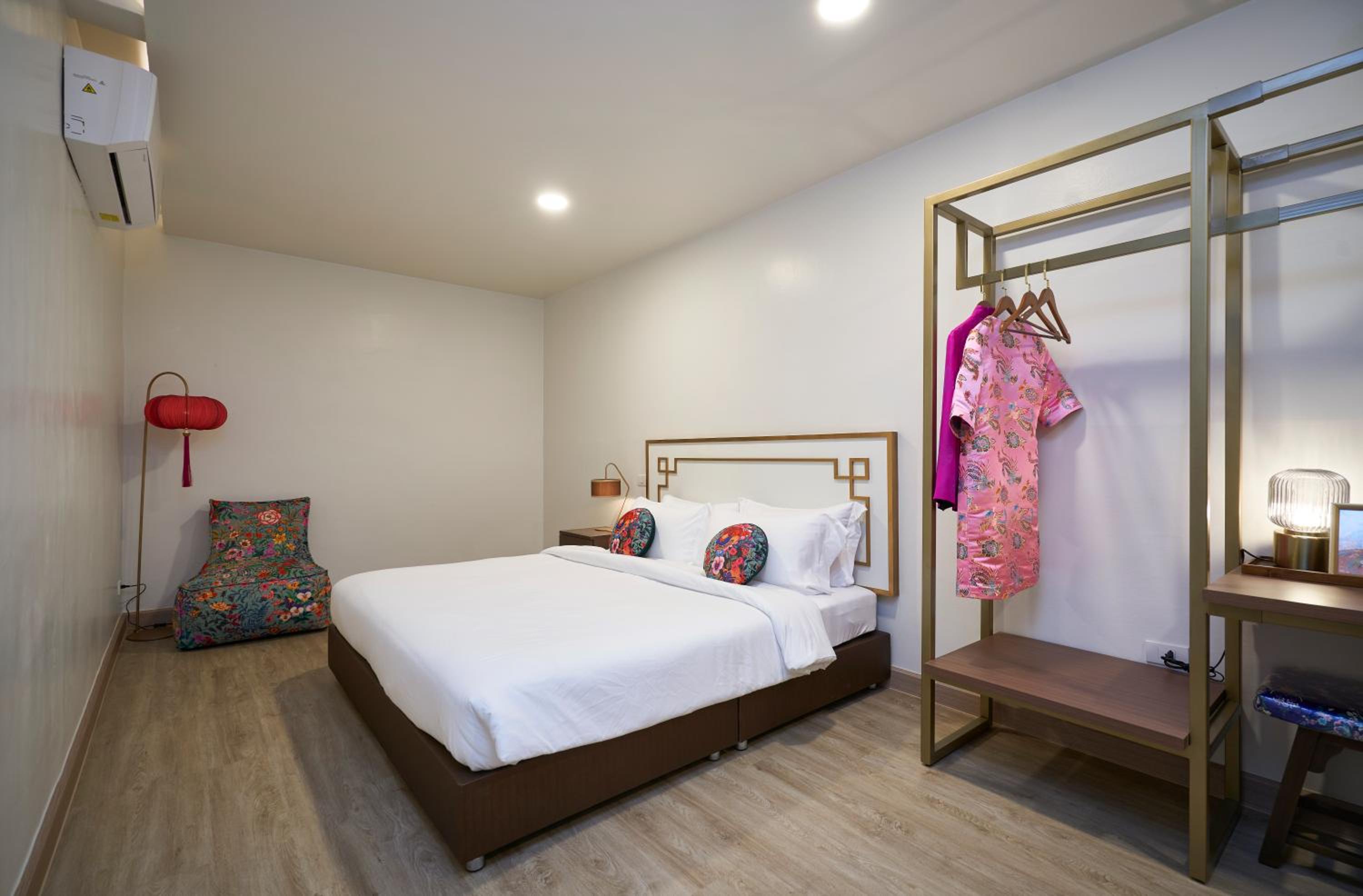 Superior King Room photo 2