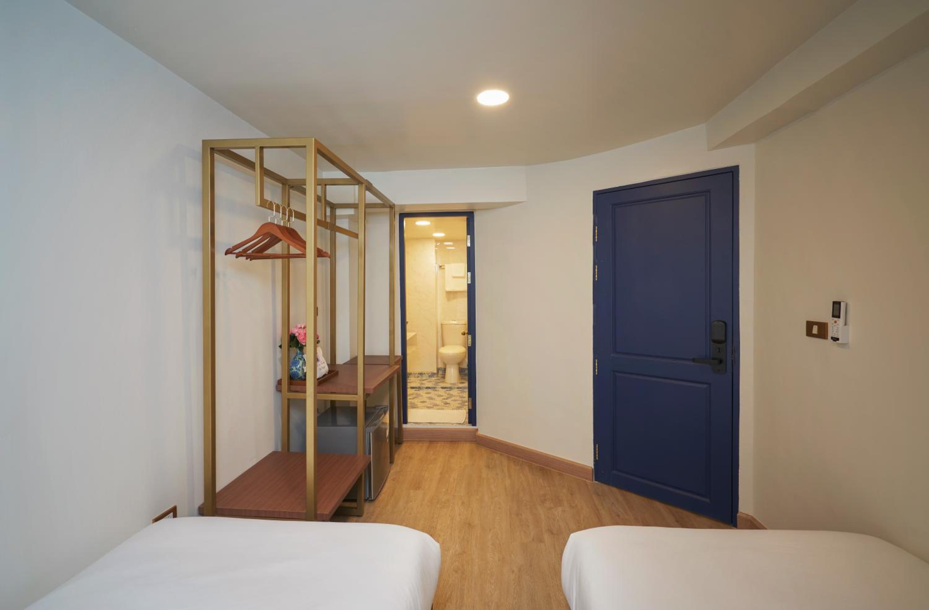 Standard Twin Room photo 2