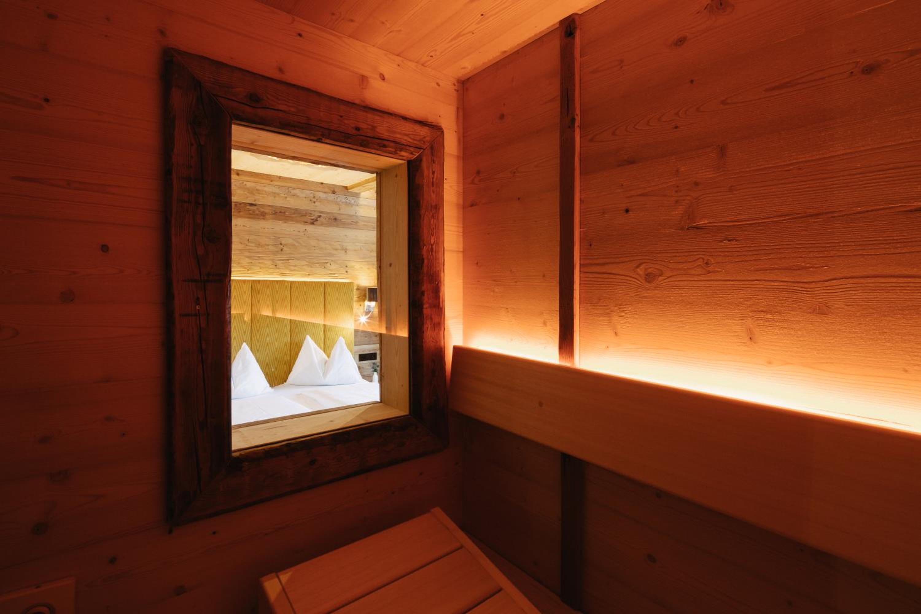 Deluxe Studio with Sauna photo 3