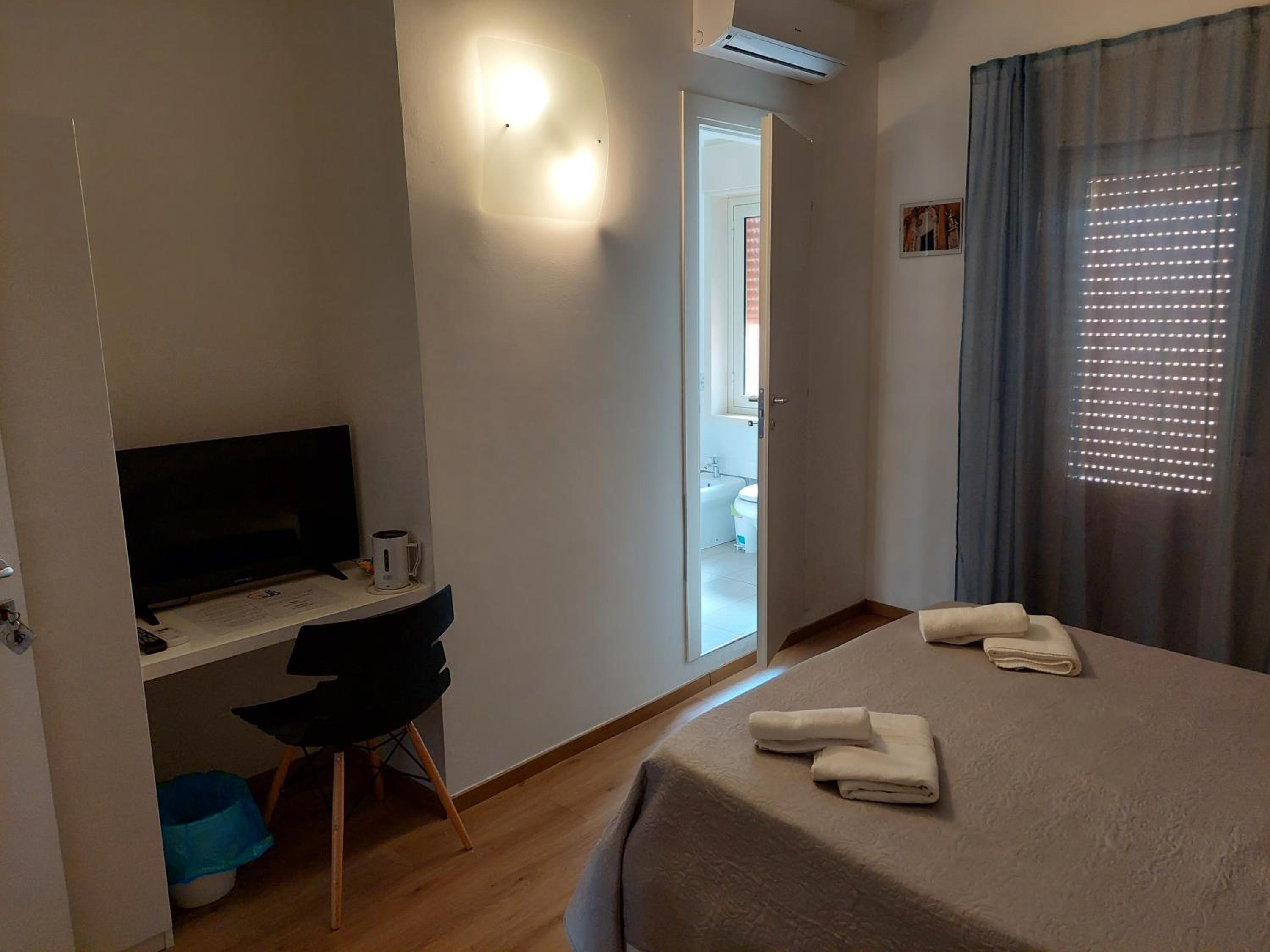 Double Room photo 2