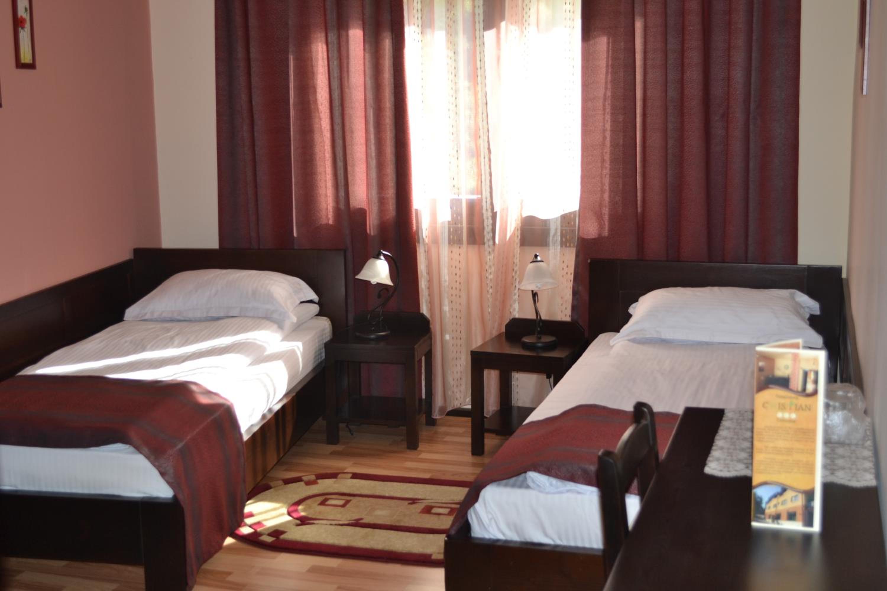 Double or Twin Room photo 1
