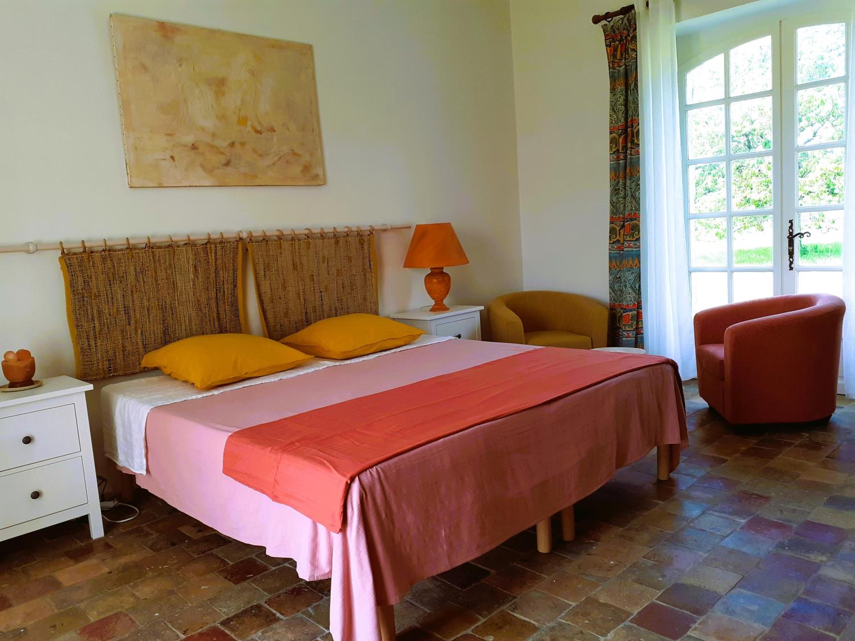 Deluxe Double or Twin Room - Photo 3
