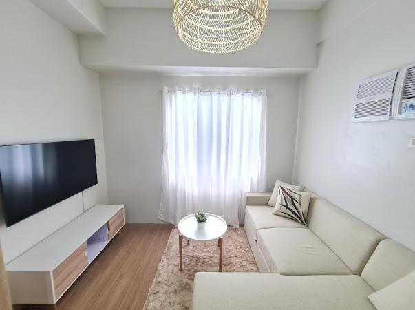 Two-Bedroom Apartment - Photo 21