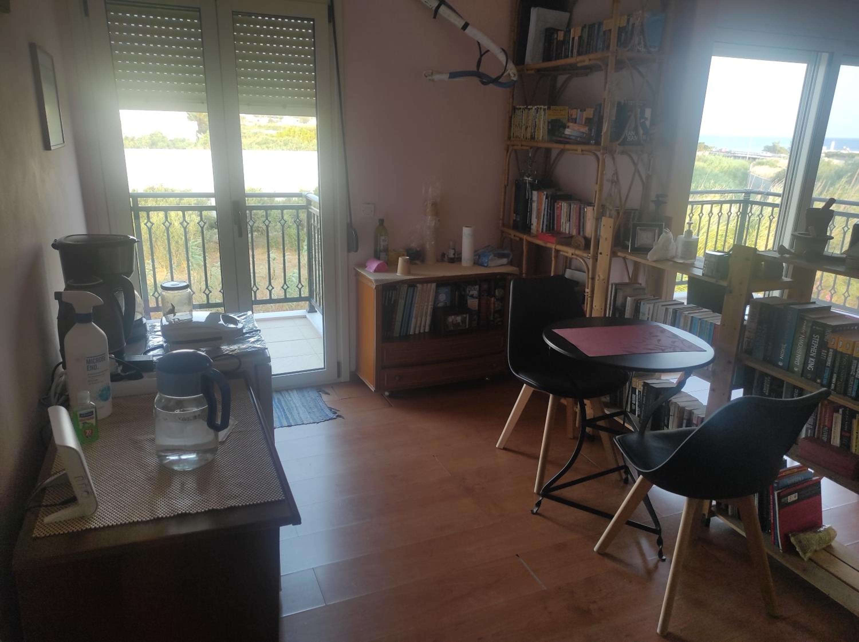 Double Room with Shared Bathroom photo 2