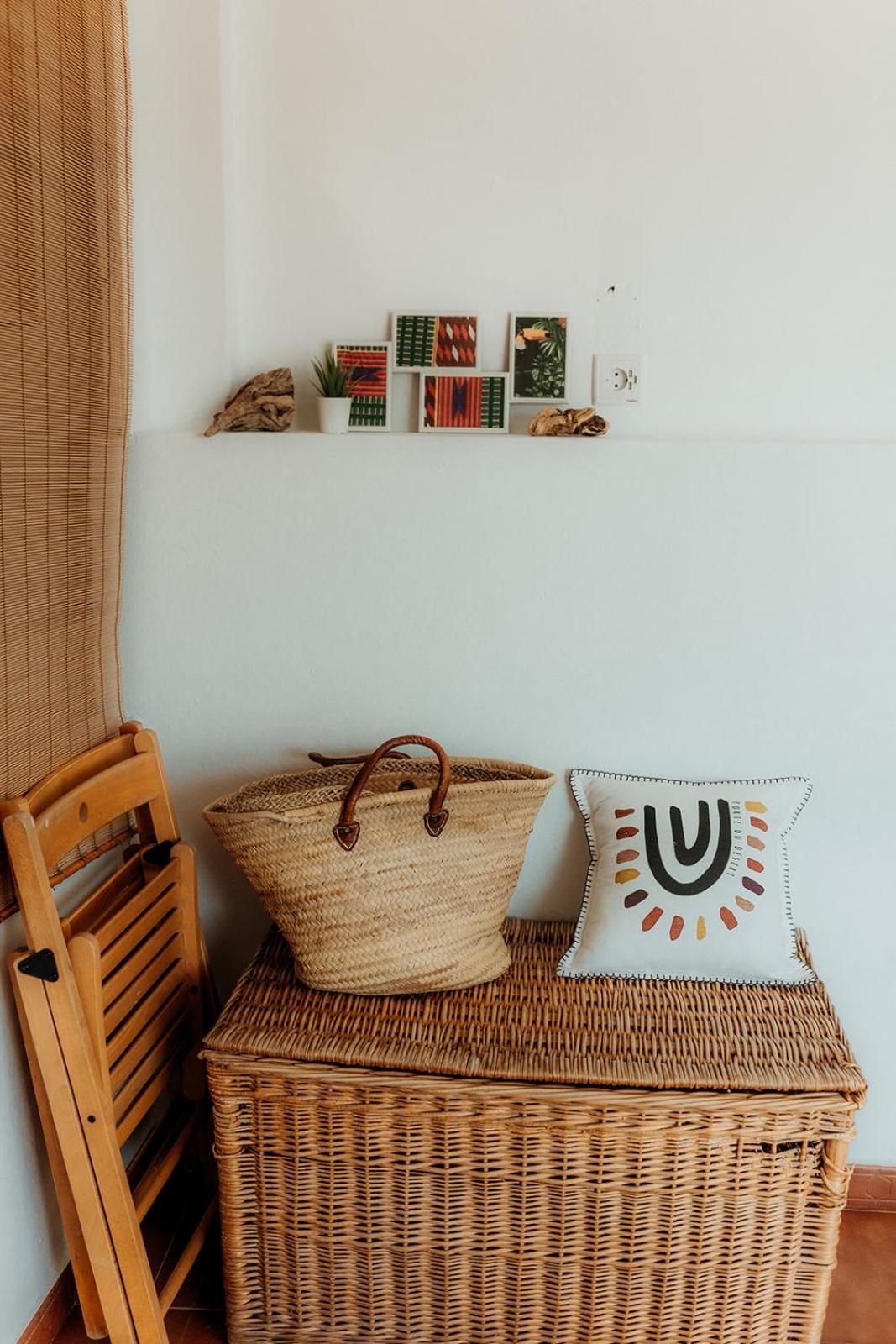 Apartment with Sea View - Photo 6