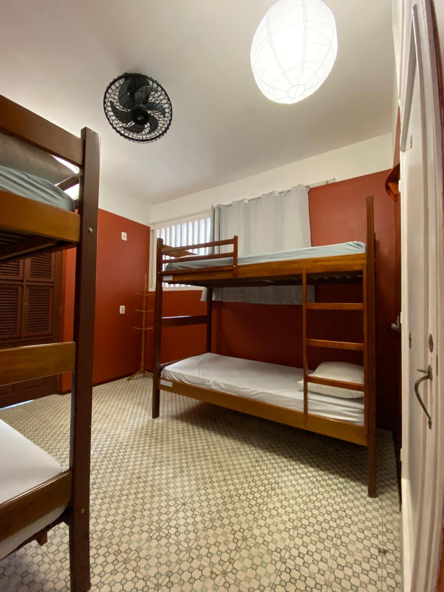 Bed in 4-Bed Mixed Dormitory Room photo 2