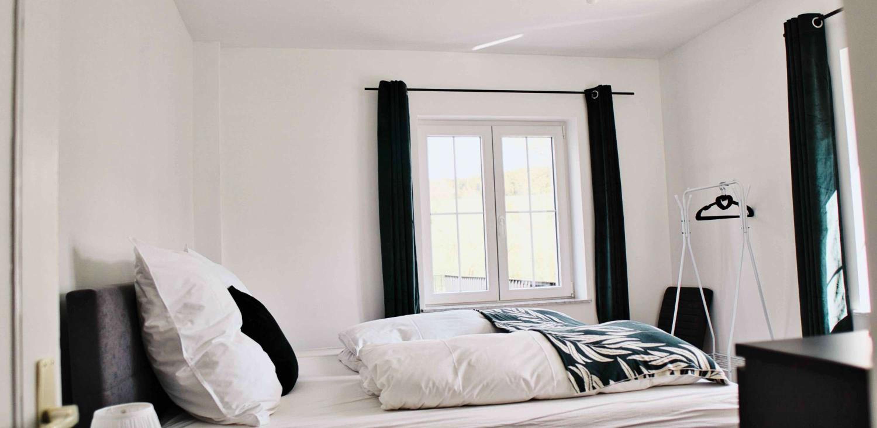 Seven-Bedroom House photo 1