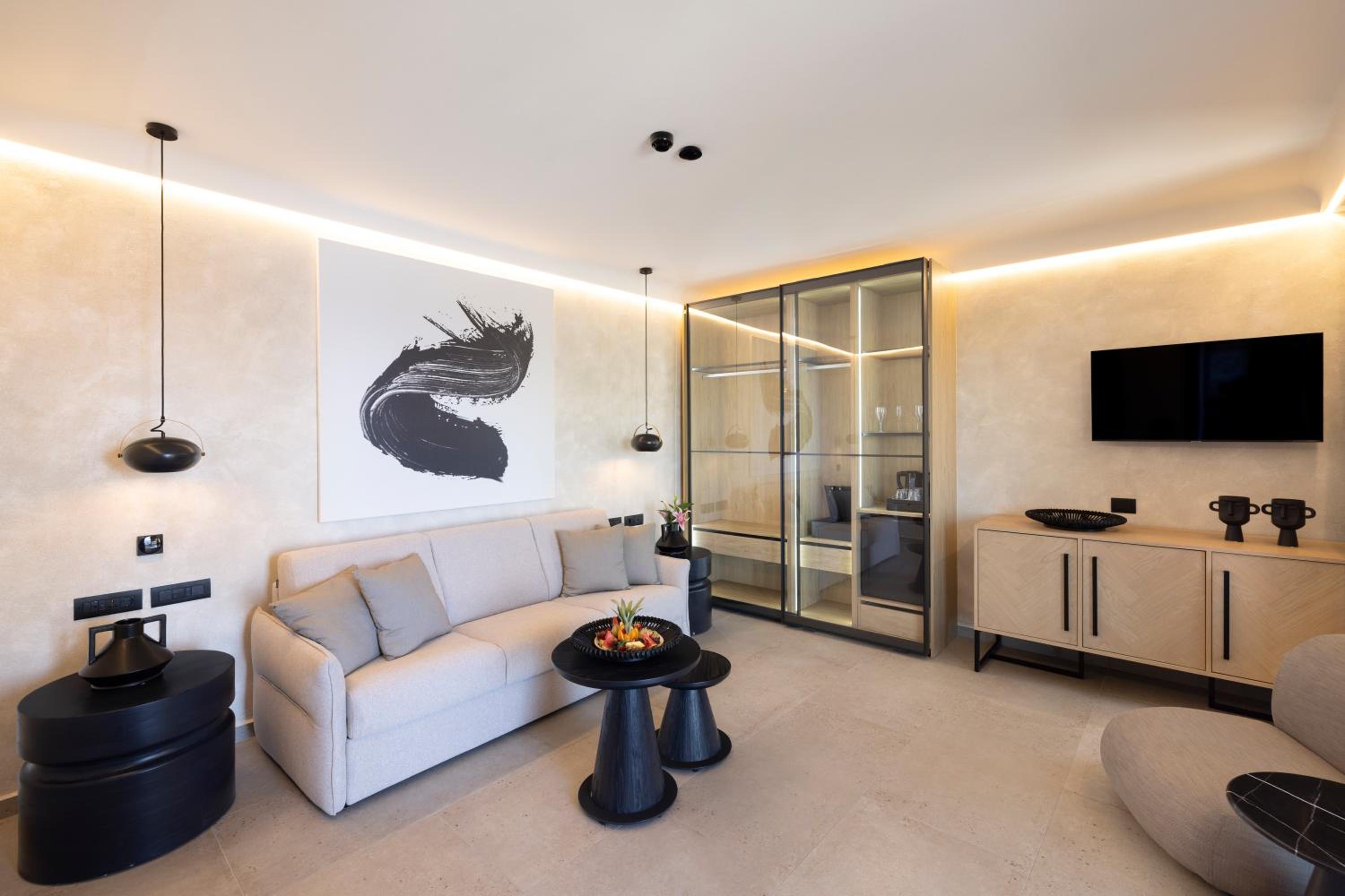 Elegant One Bedroom Villa, with Private Pool and Panoramic Sea View