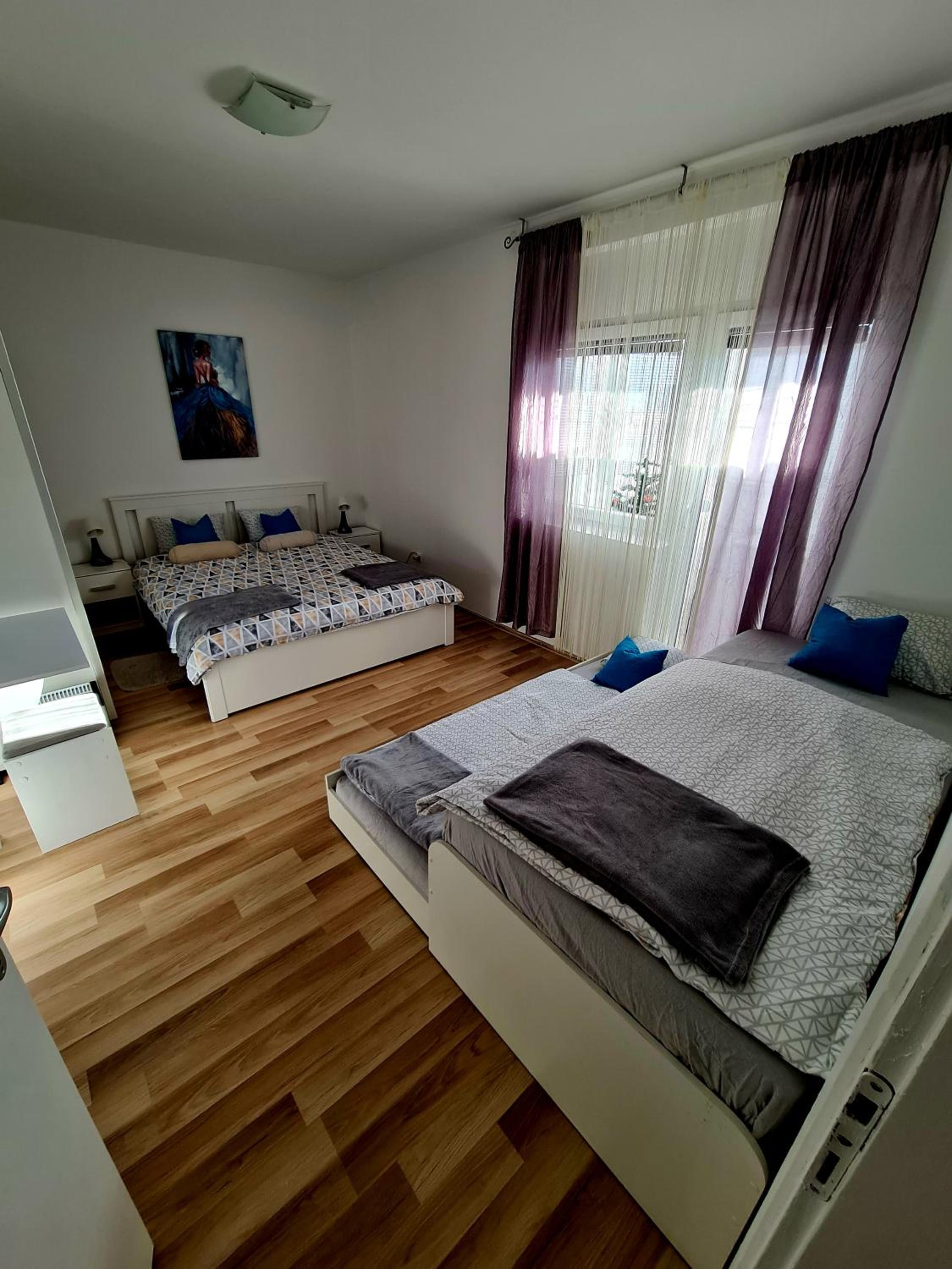 One-Bedroom Apartment - Photo 86