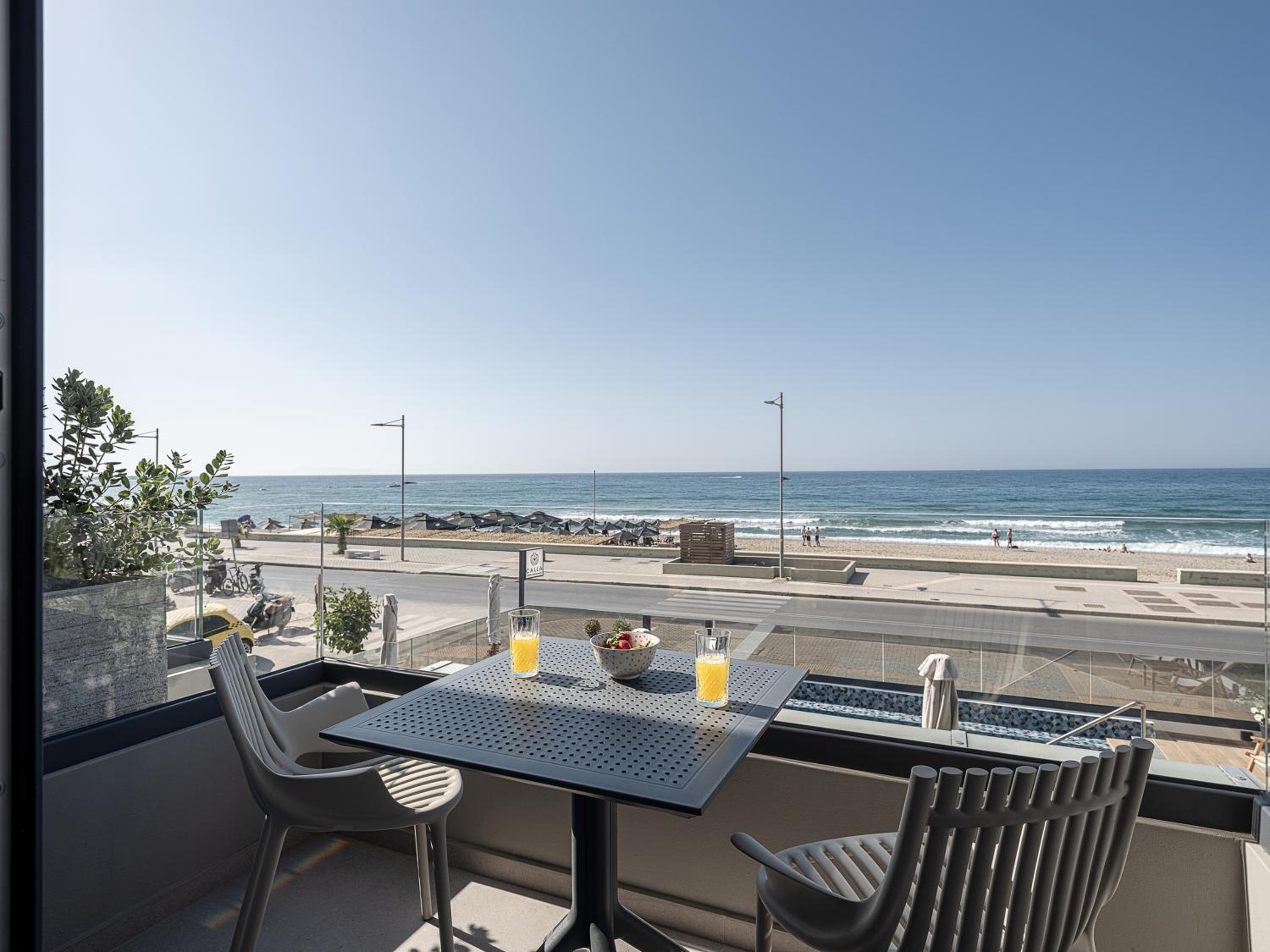 Loft Suite with Direct Sea View - Photo 7