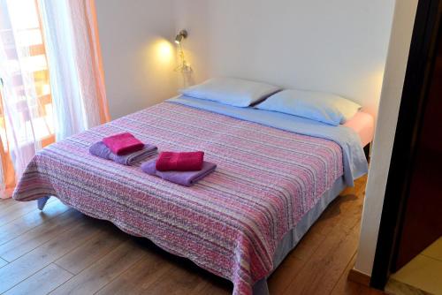 One-Bedroom Apartment with Terrace and Sea View photo 3