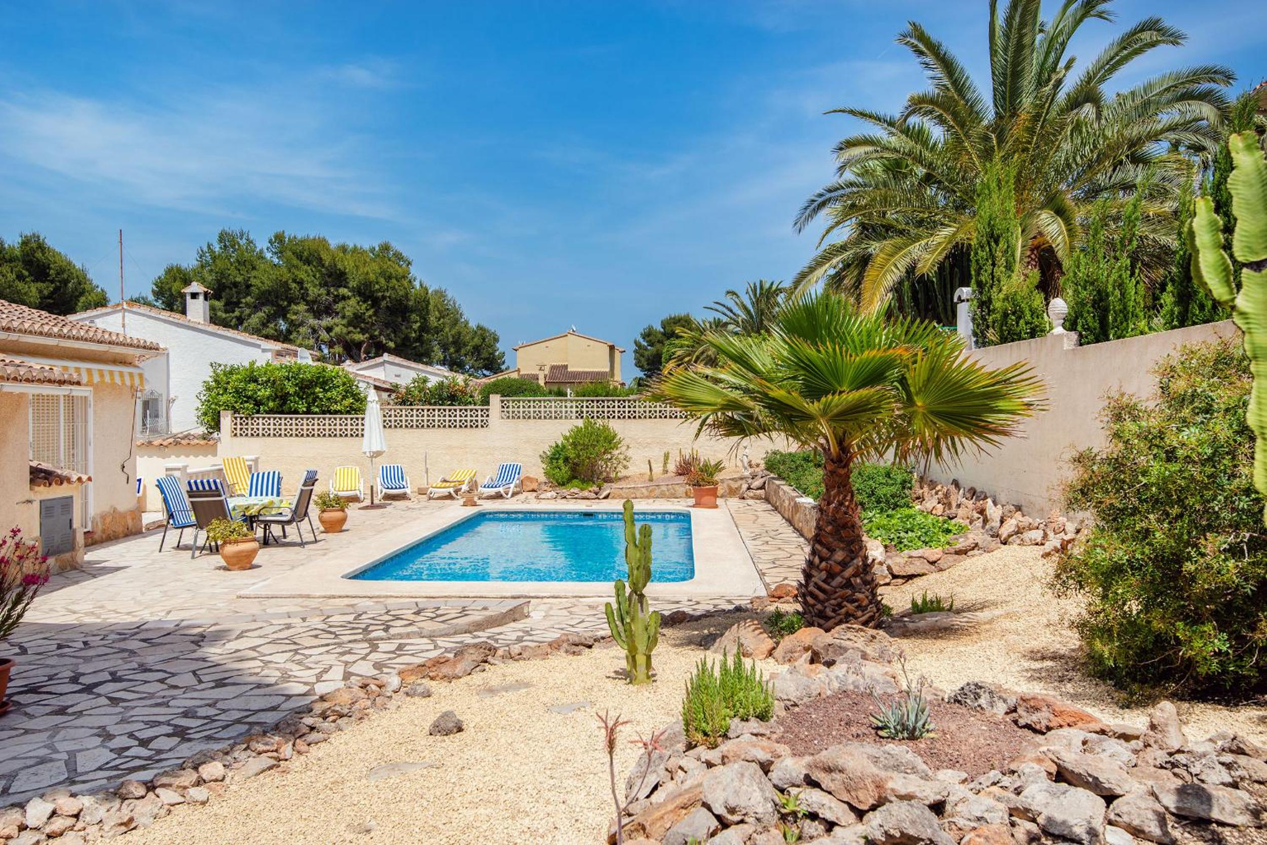 Villa photo 3