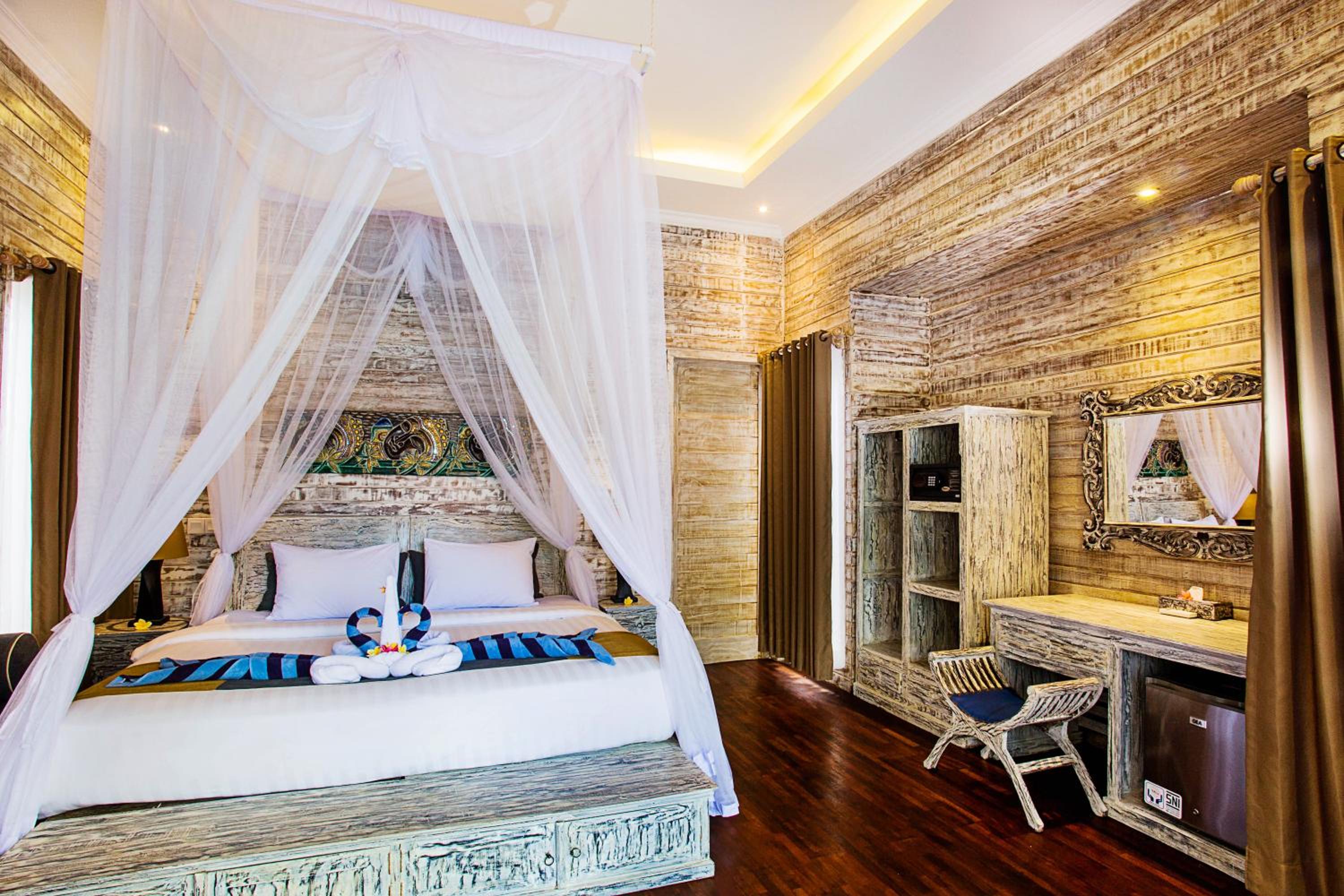 Deluxe Suite with Connecting Room photo 1