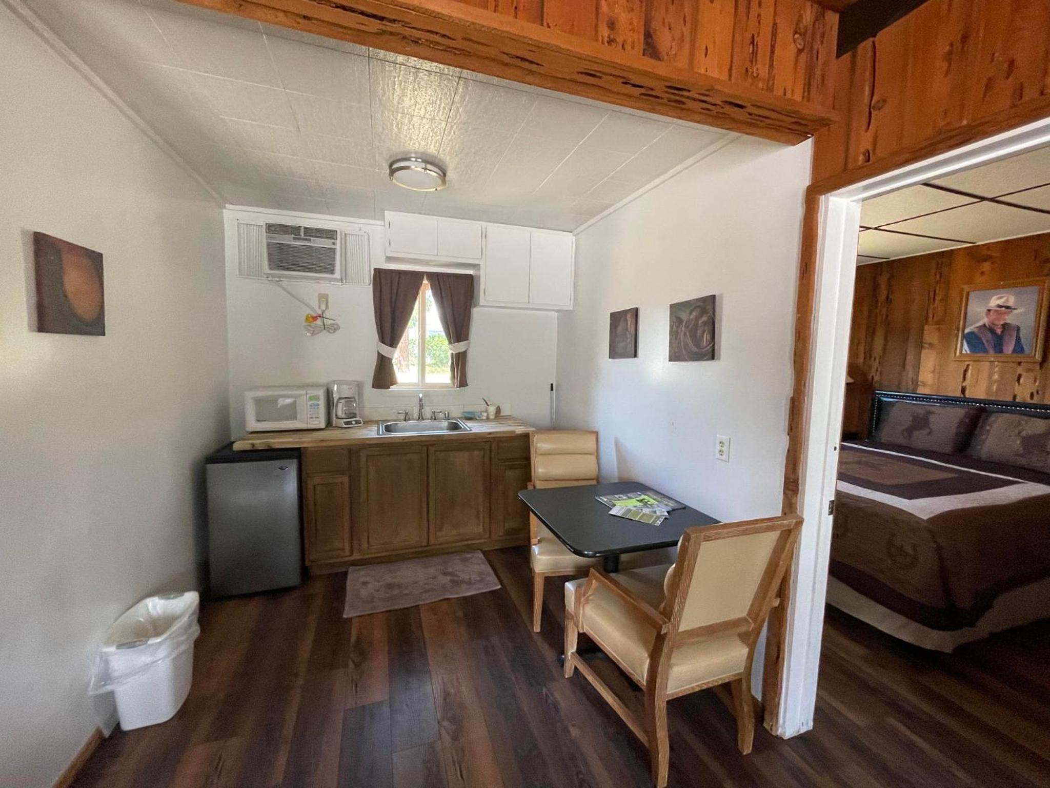 Family Suite - Photo 11