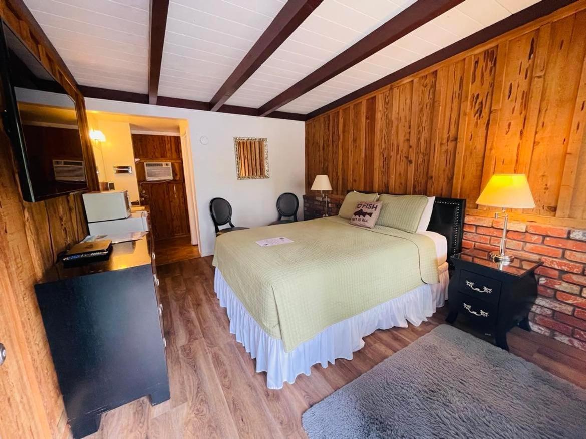 Budget Double Room - Photo 1