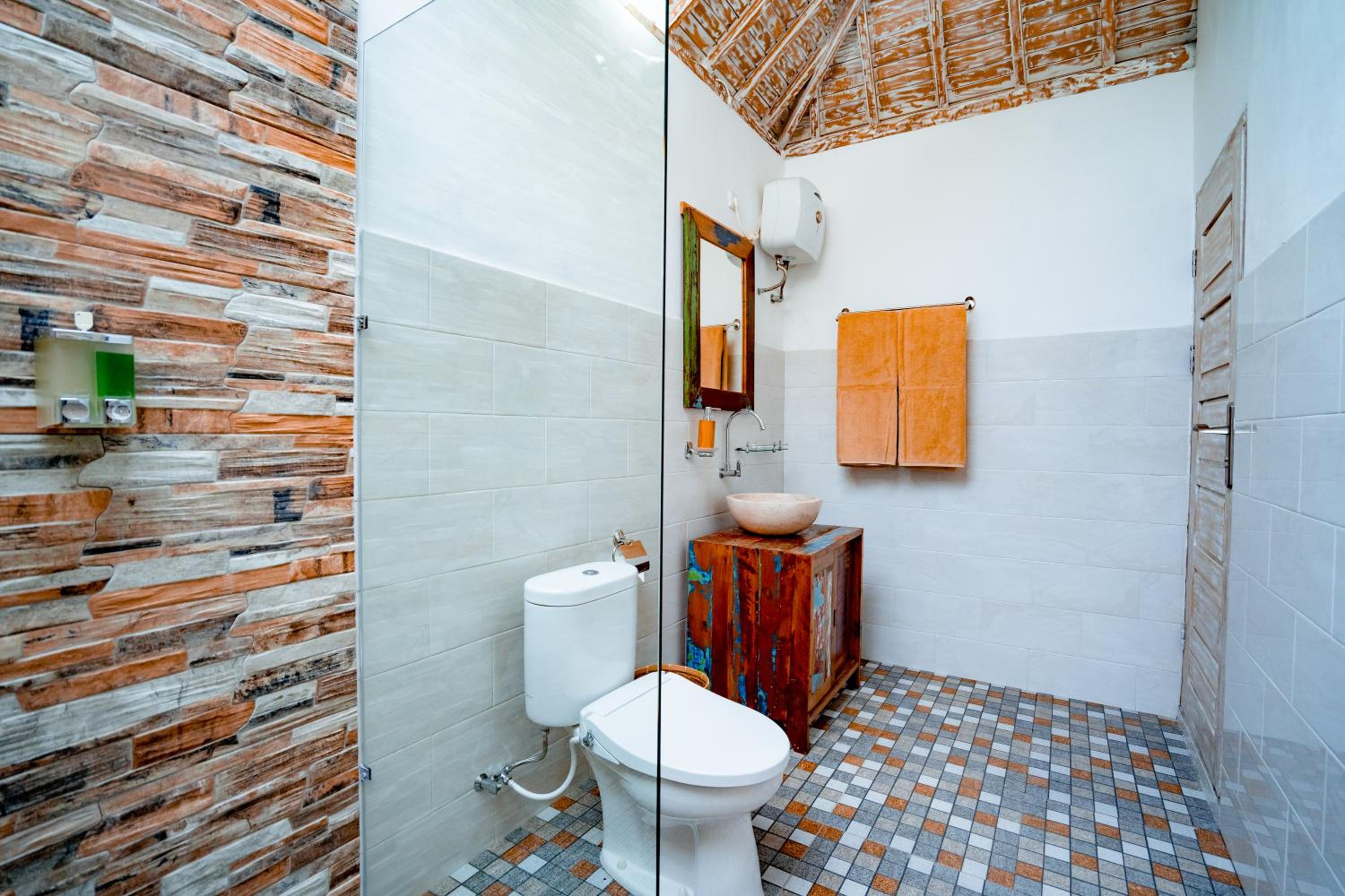 Deluxe Double Room with Sea View - Photo 4