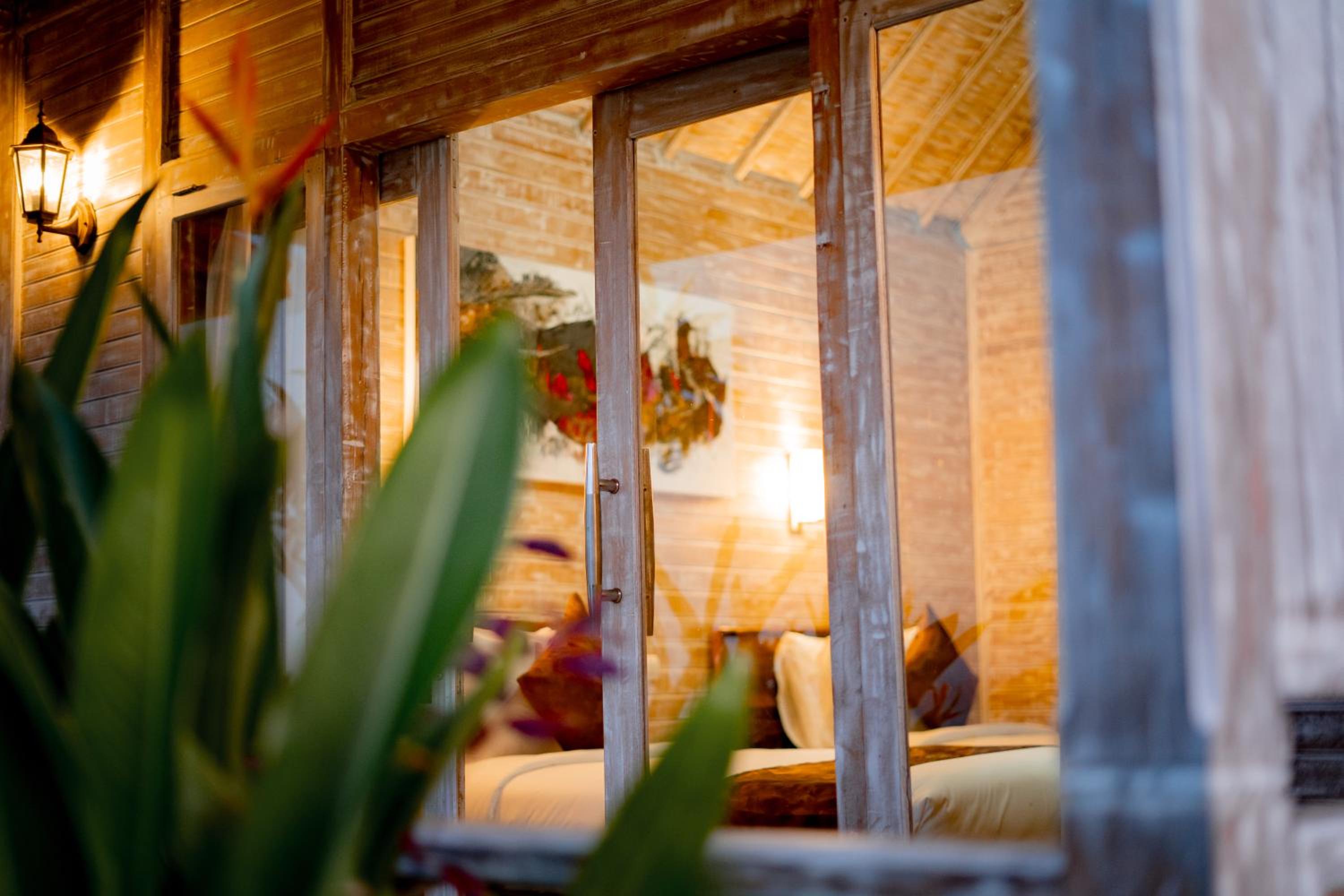 Deluxe Double Room with Sea View - Photo 5