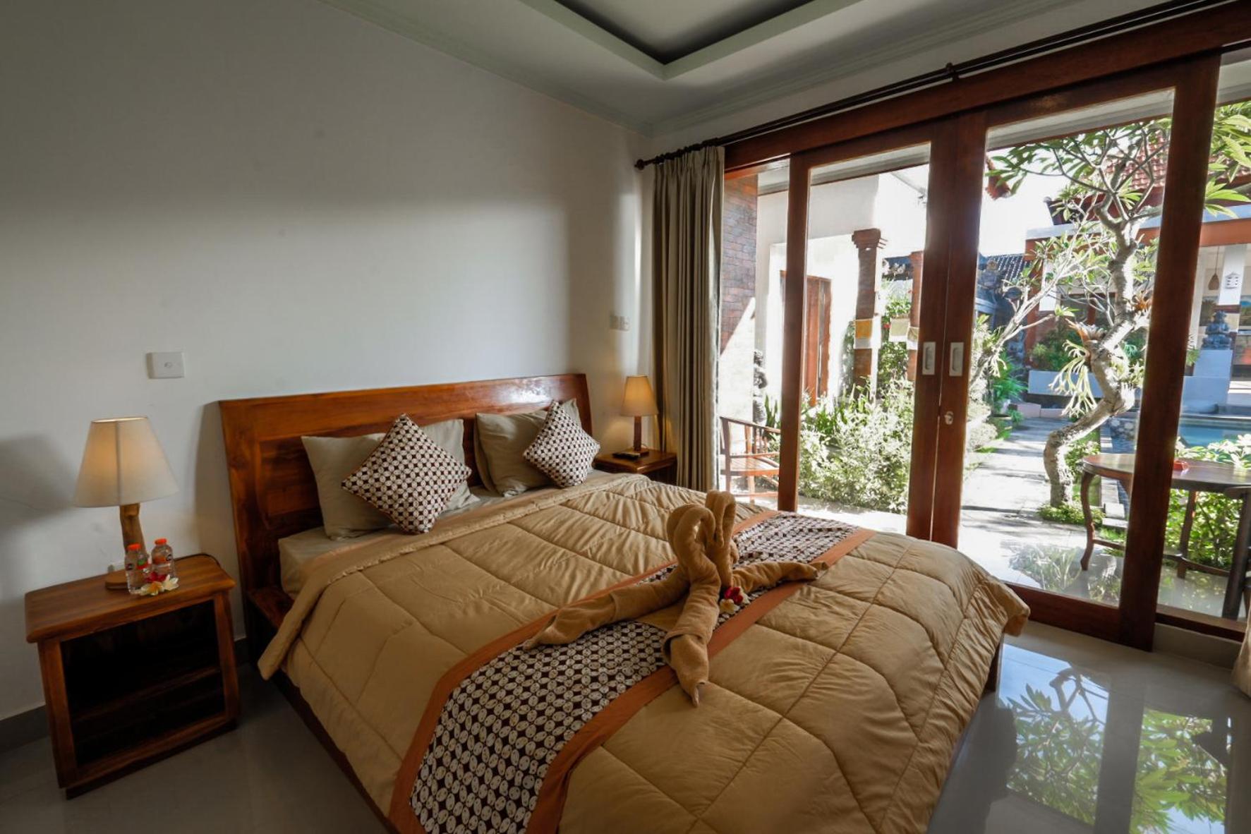 Standard Double Room - Photo 9