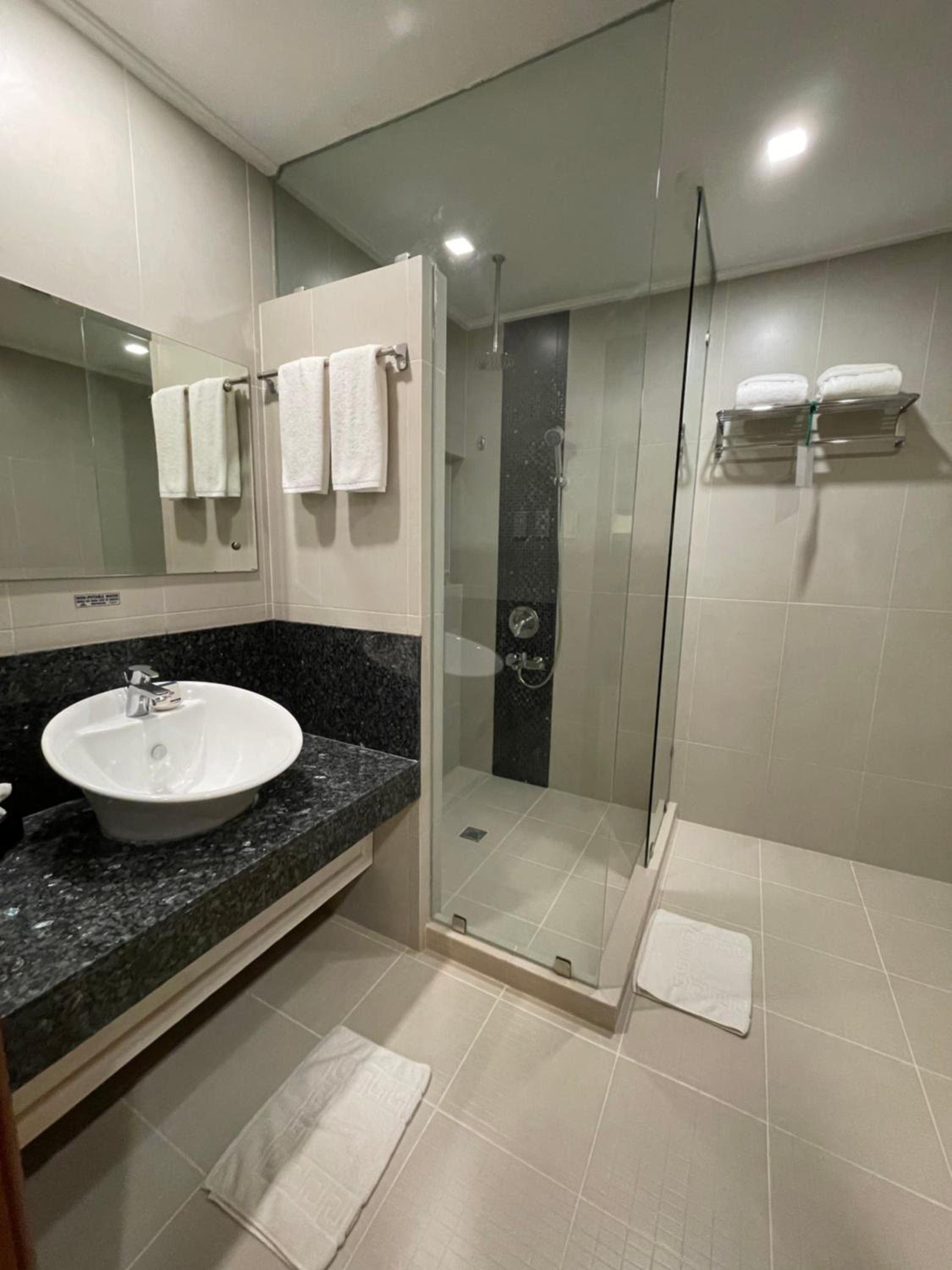 Presidential Suite - Non-Smoking photo 3