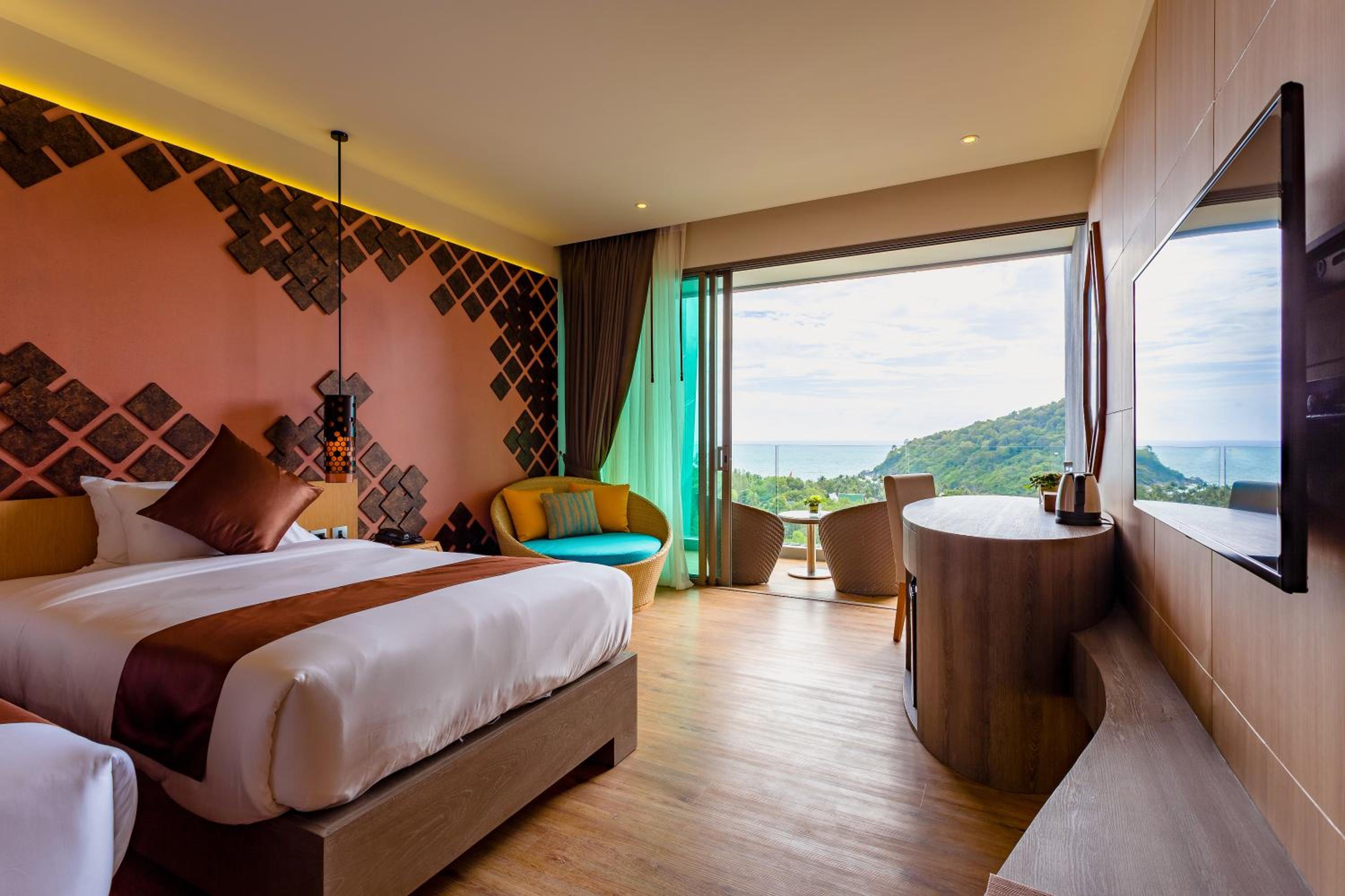 Deluxe Seaview - Photo 7