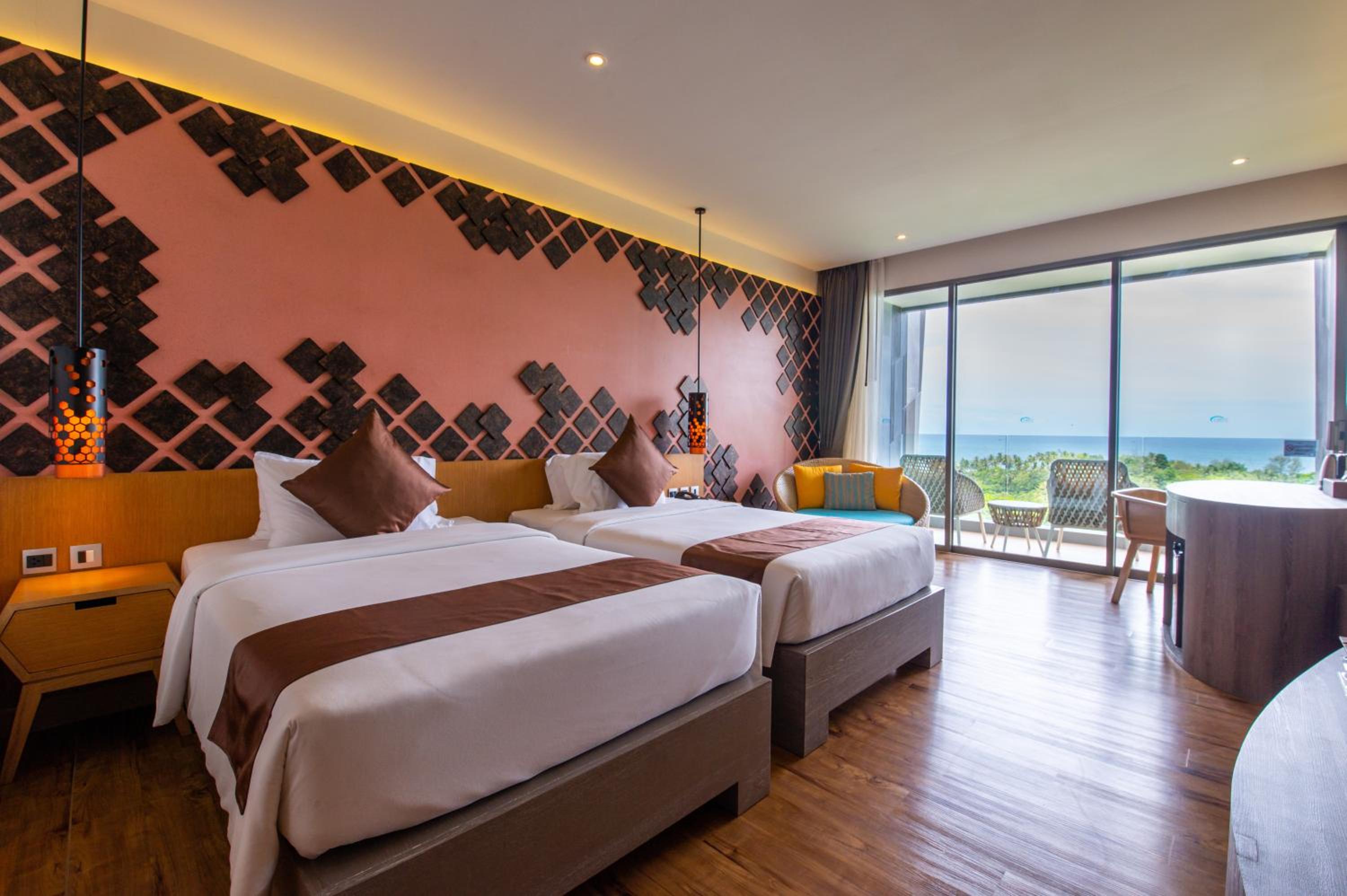 Deluxe Seaview - Photo 8