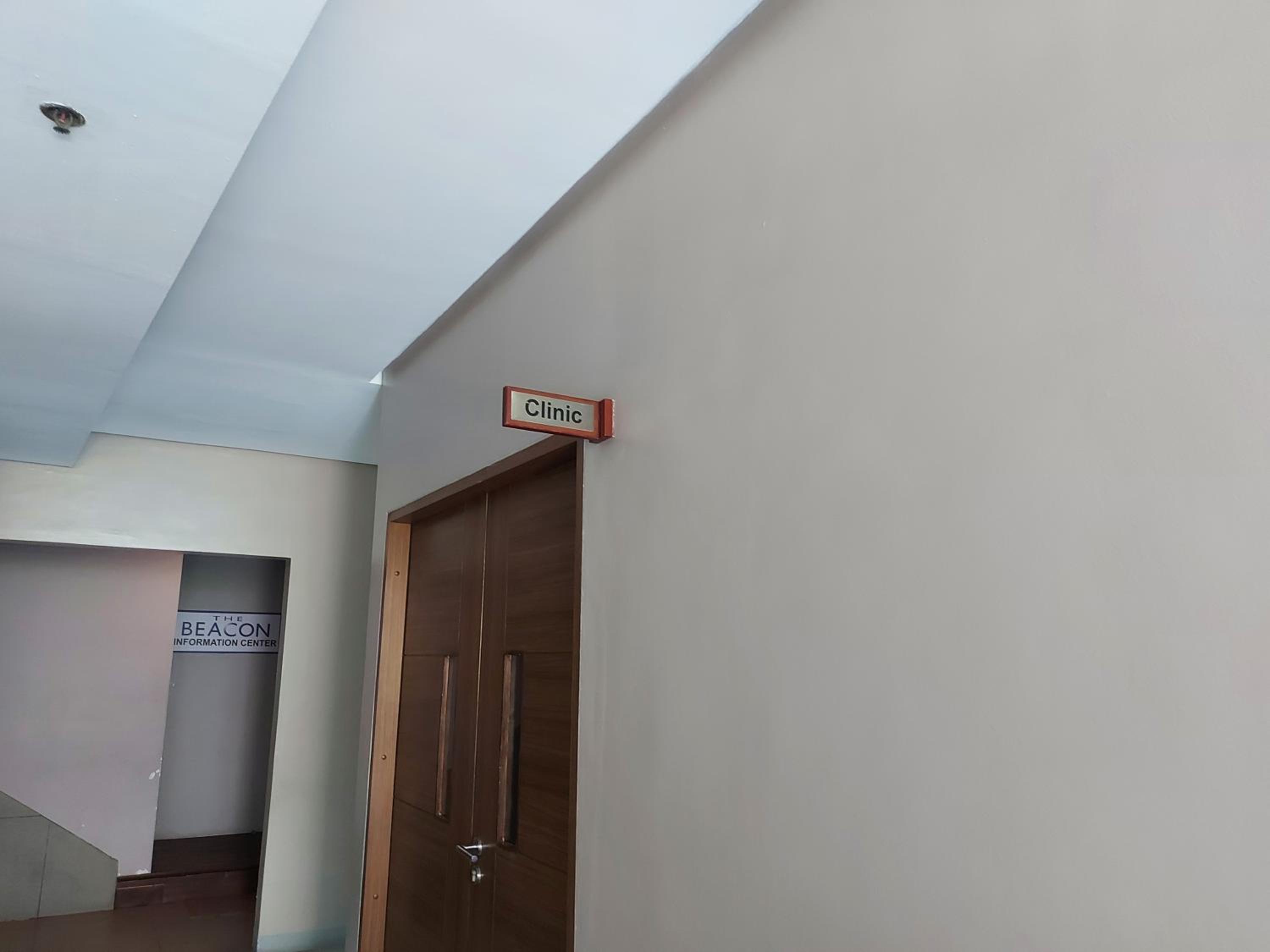 Studio Apartment - Photo 10