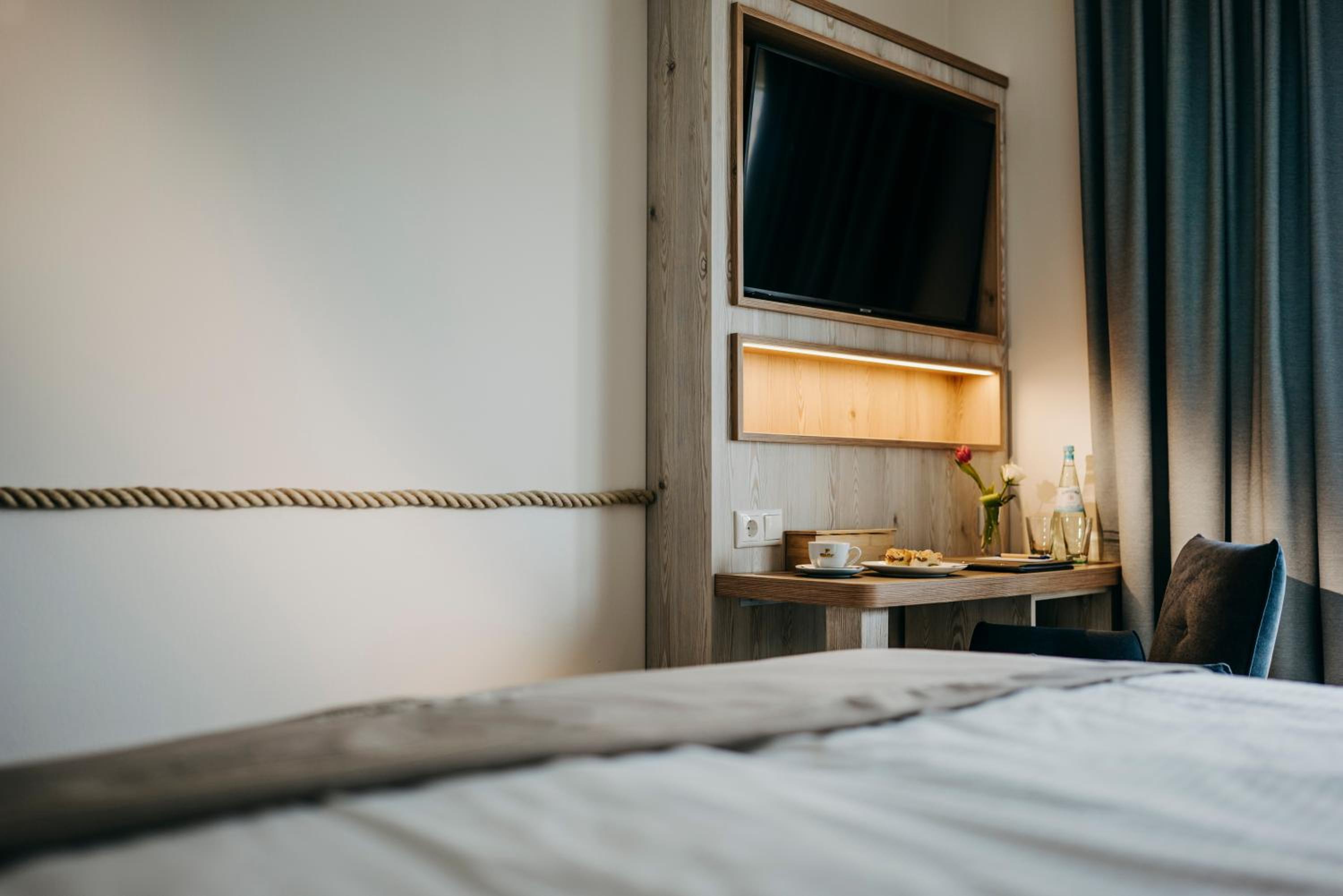 Kleines Standardzimmer mit Balkon