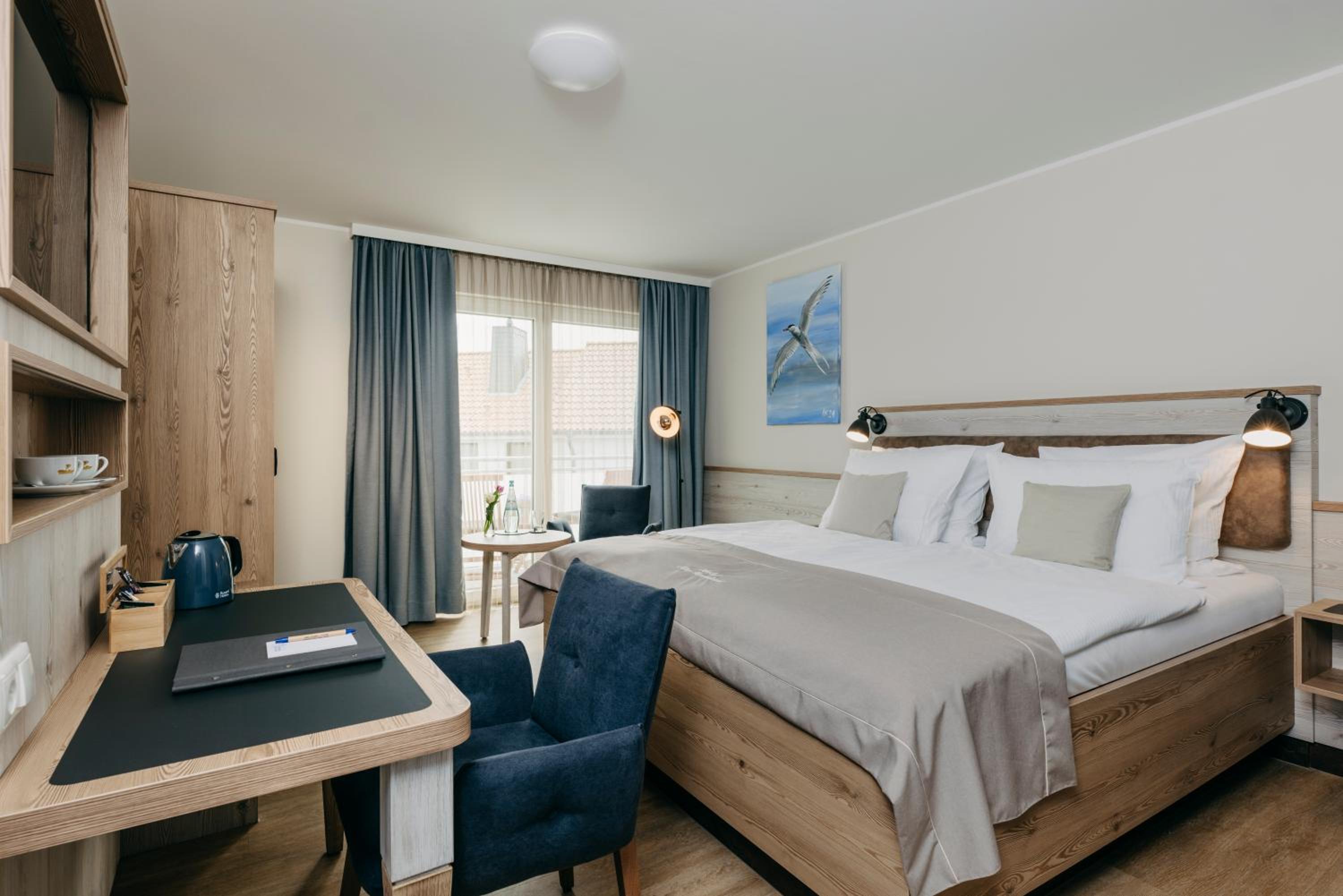 Standardzimmer mit Balkon