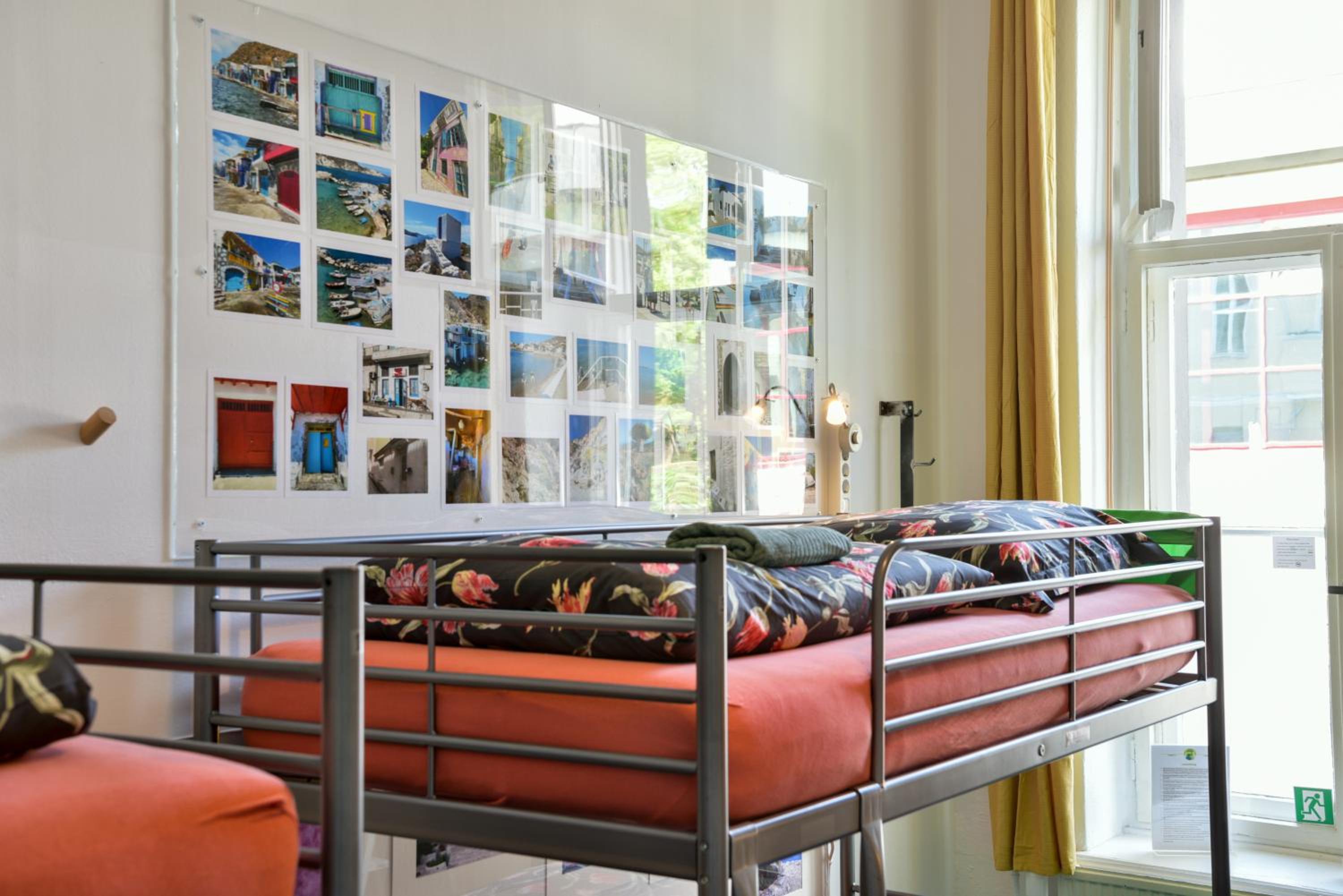 Bunk Bed in Mixed Dormitory Room (5 Adults)  photo 1