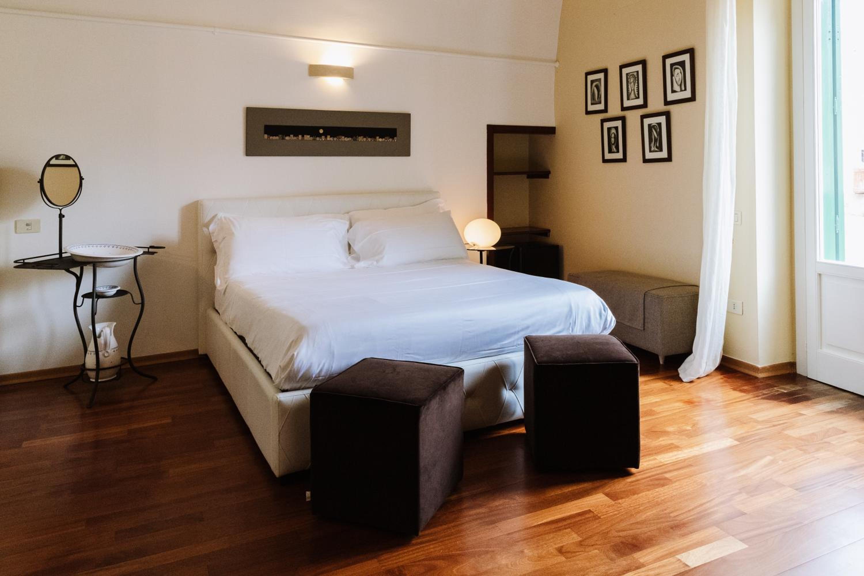 Junior Suite with Garden View