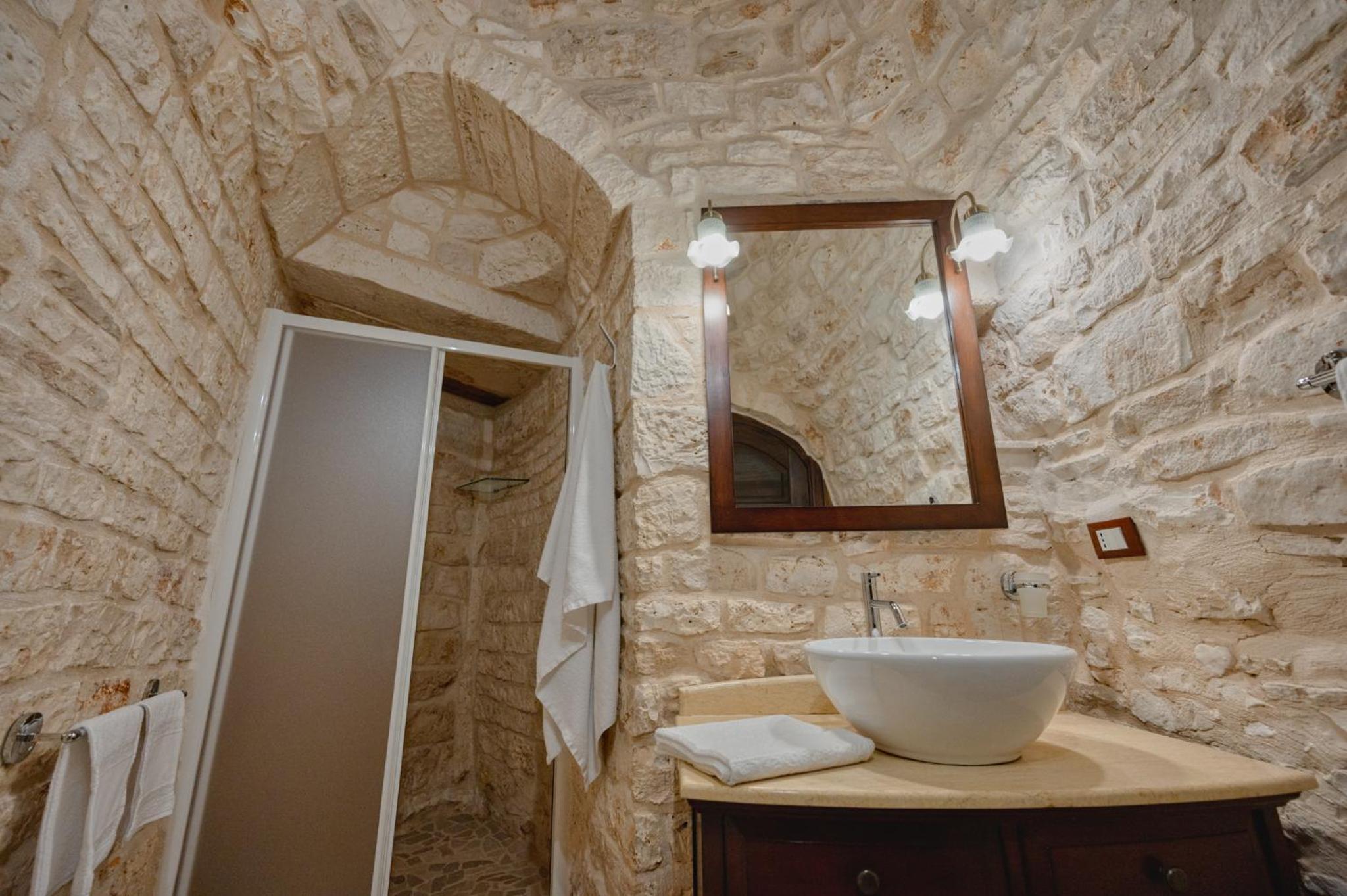 Trullo Junior Suite with Pool View photo 2