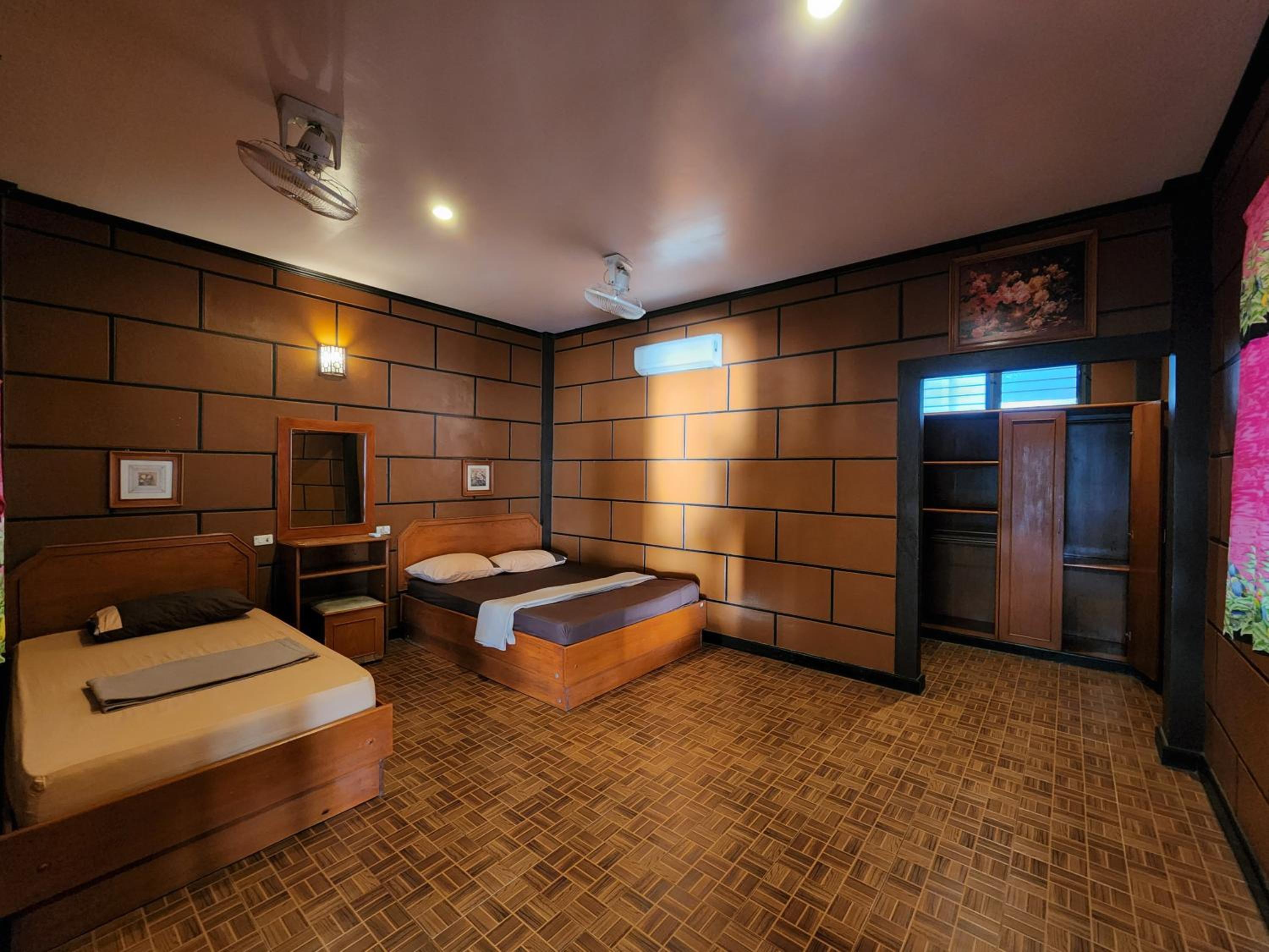 Deluxe Double Room with Balcony and Sea View photo 1