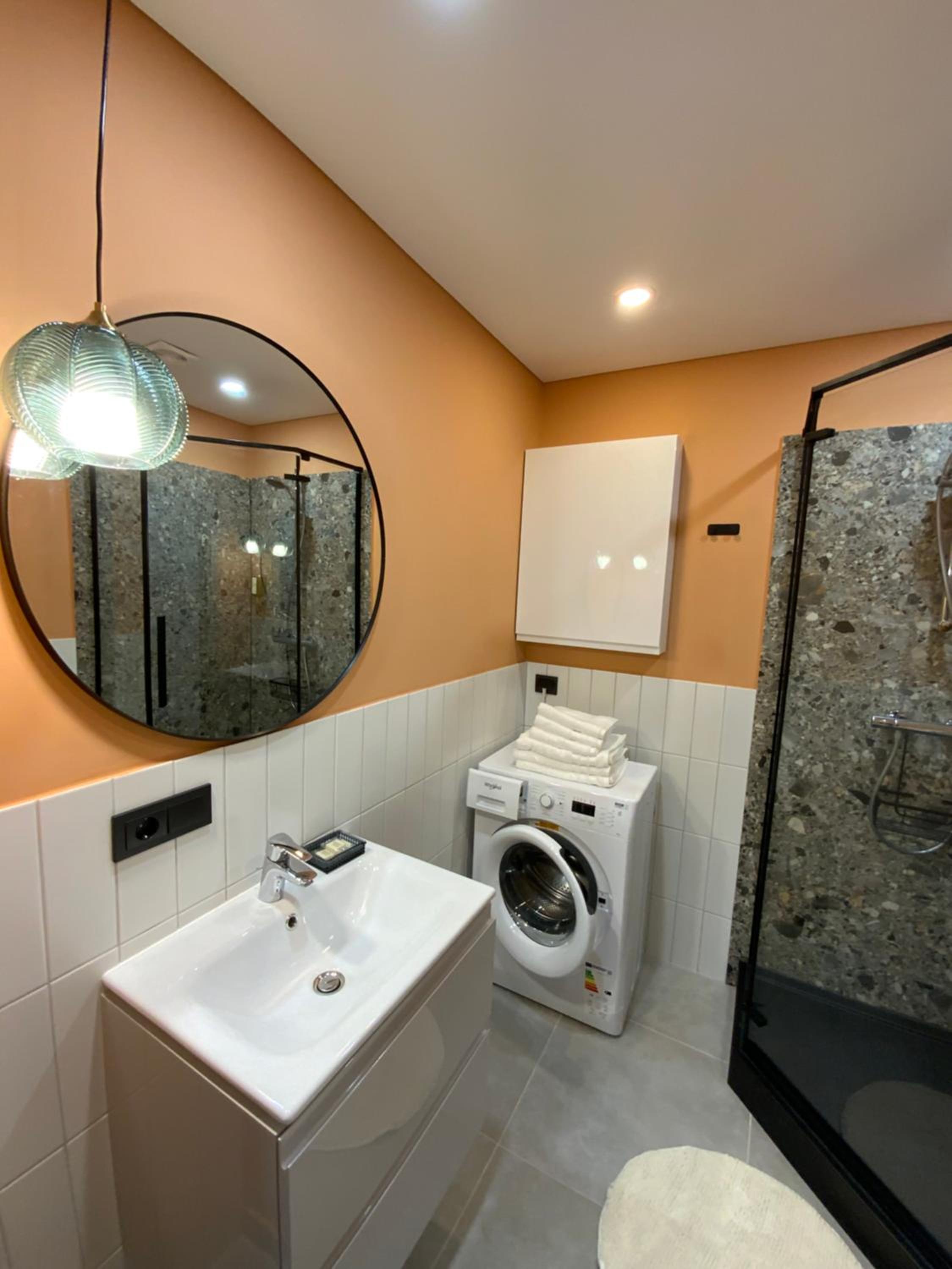 One-Bedroom Apartment - Photo 10