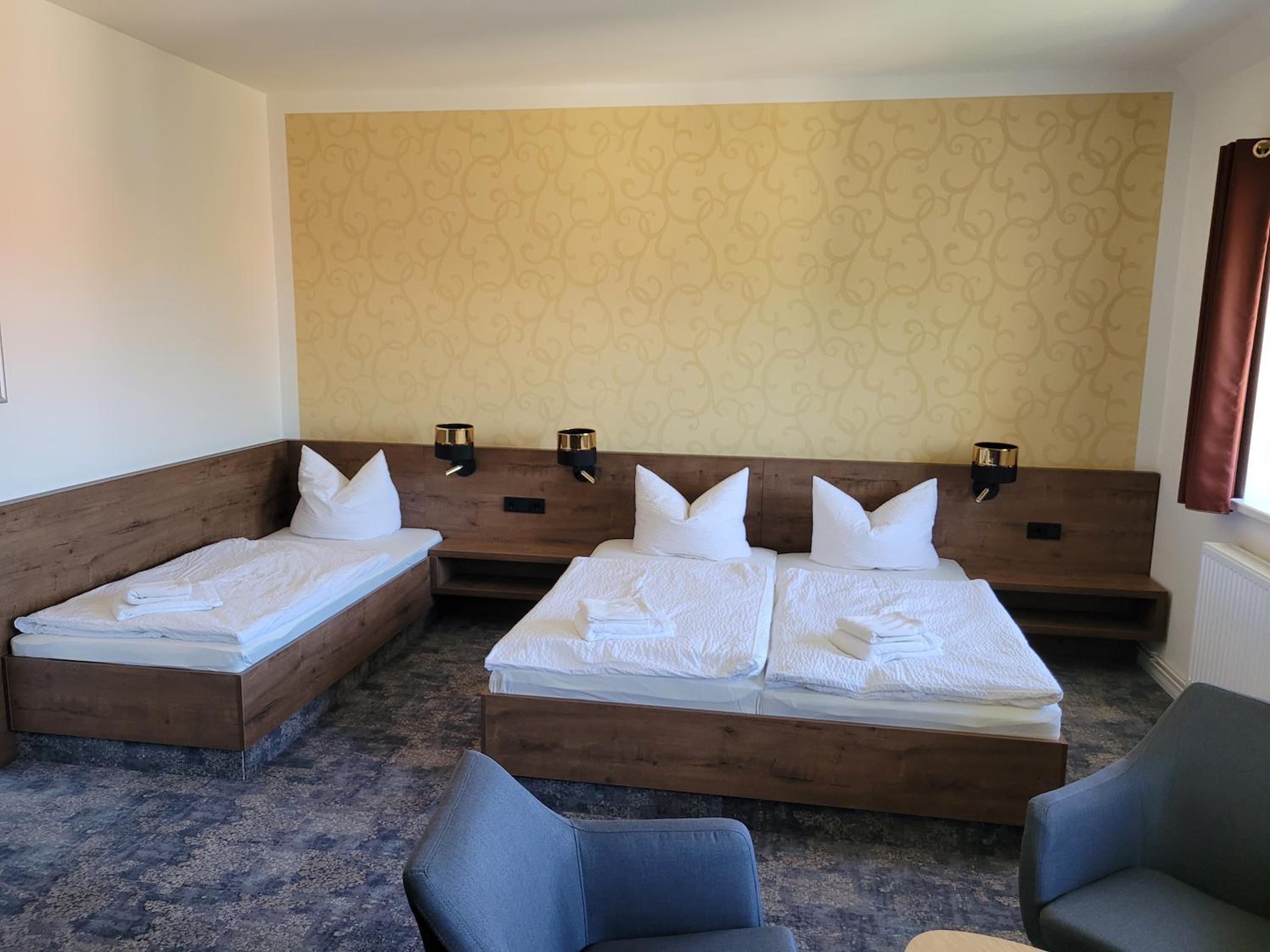 Deluxe Triple Room