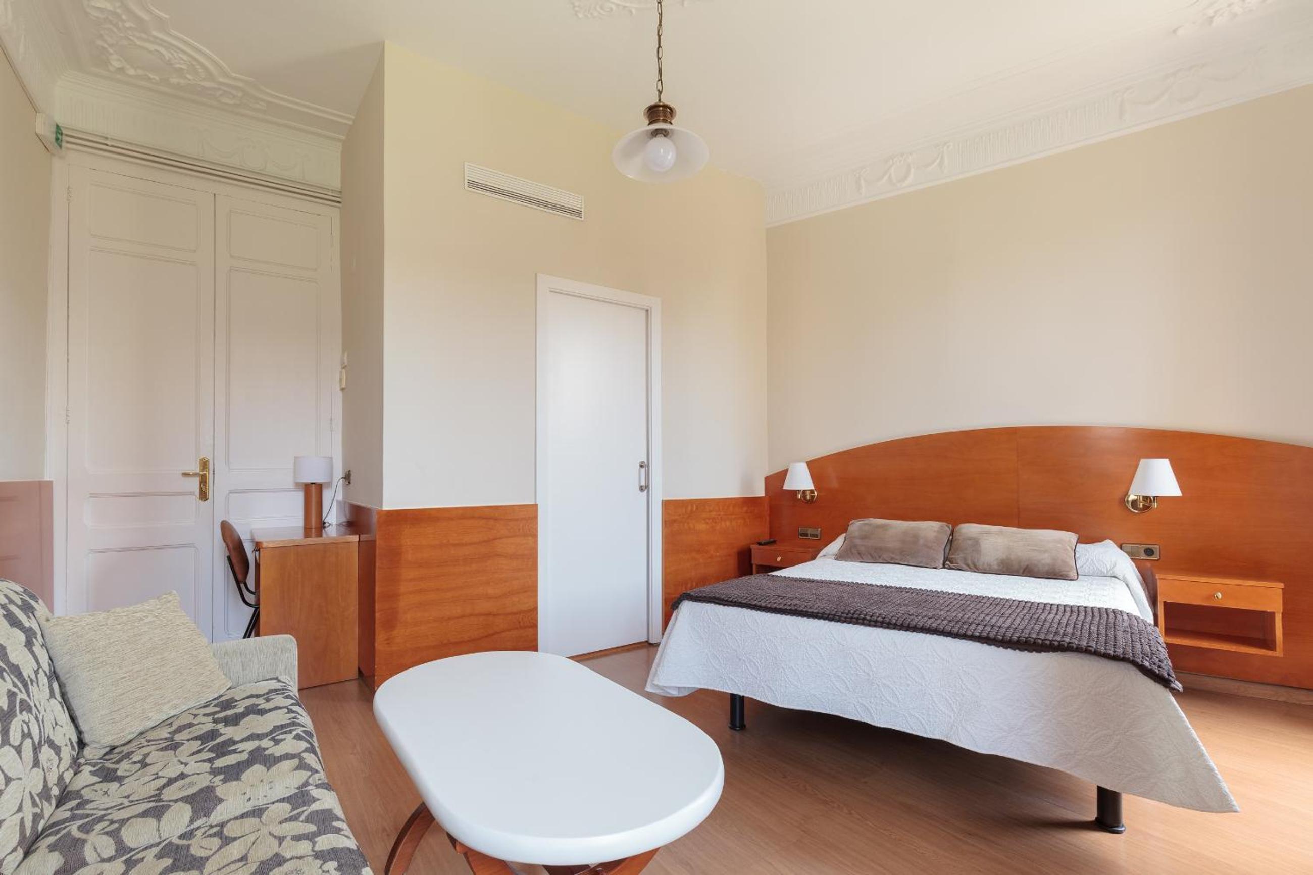 Habitación Doble con Vista a la Ciudad