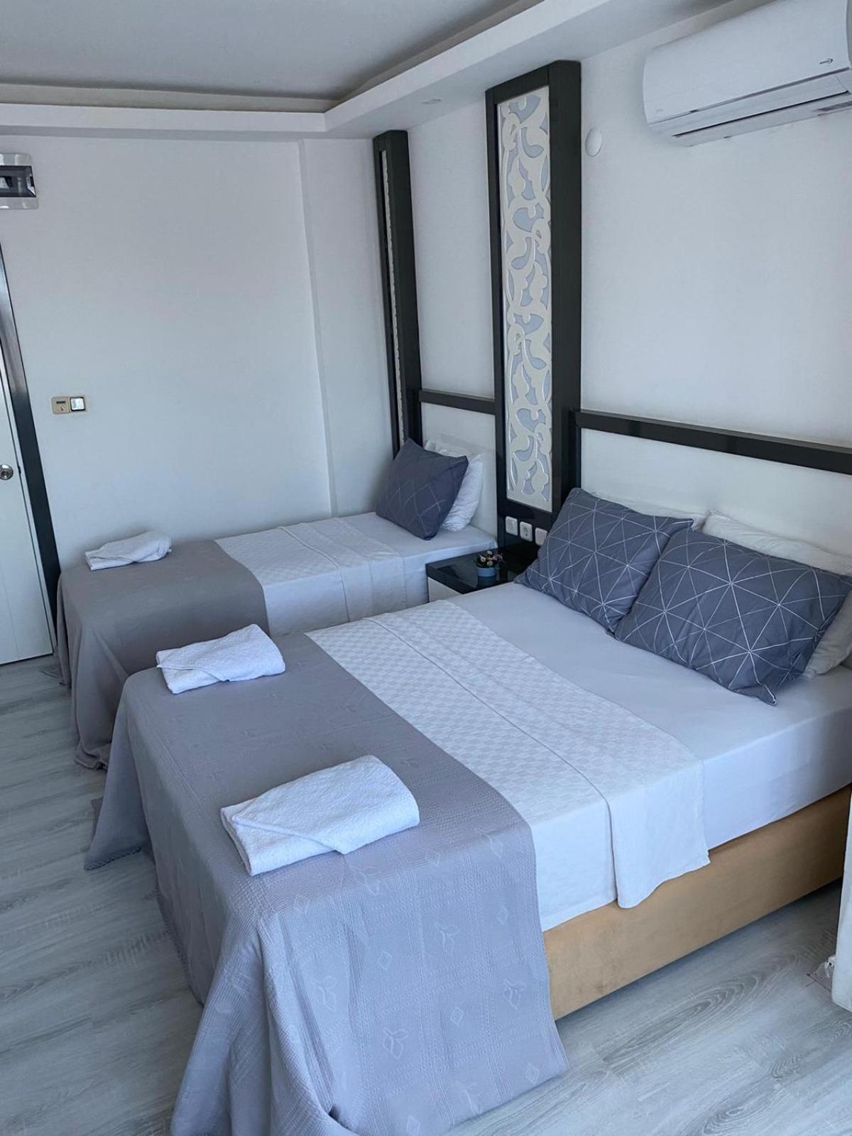 Standard Triple Room - Photo 4