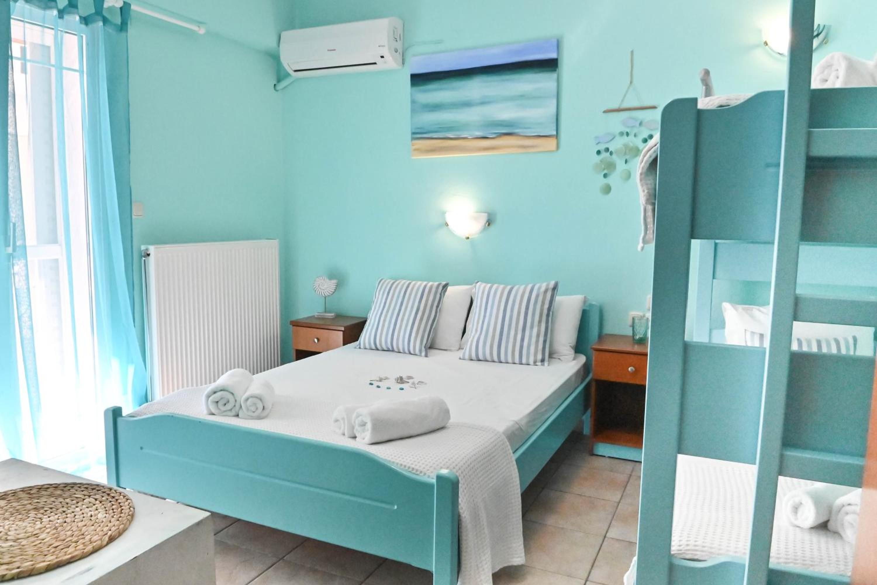 Triple Room with Terrace