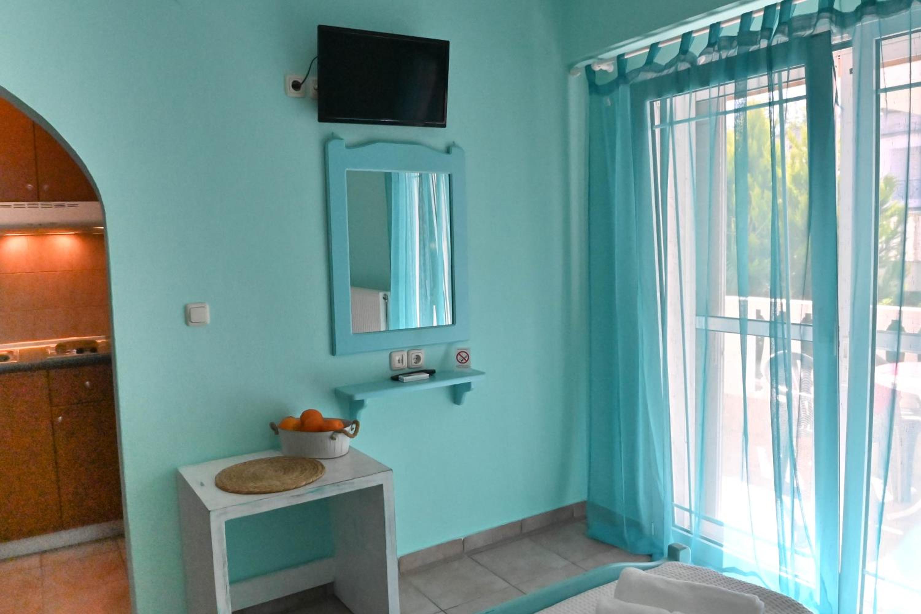 Triple Room with Terrace photo 3