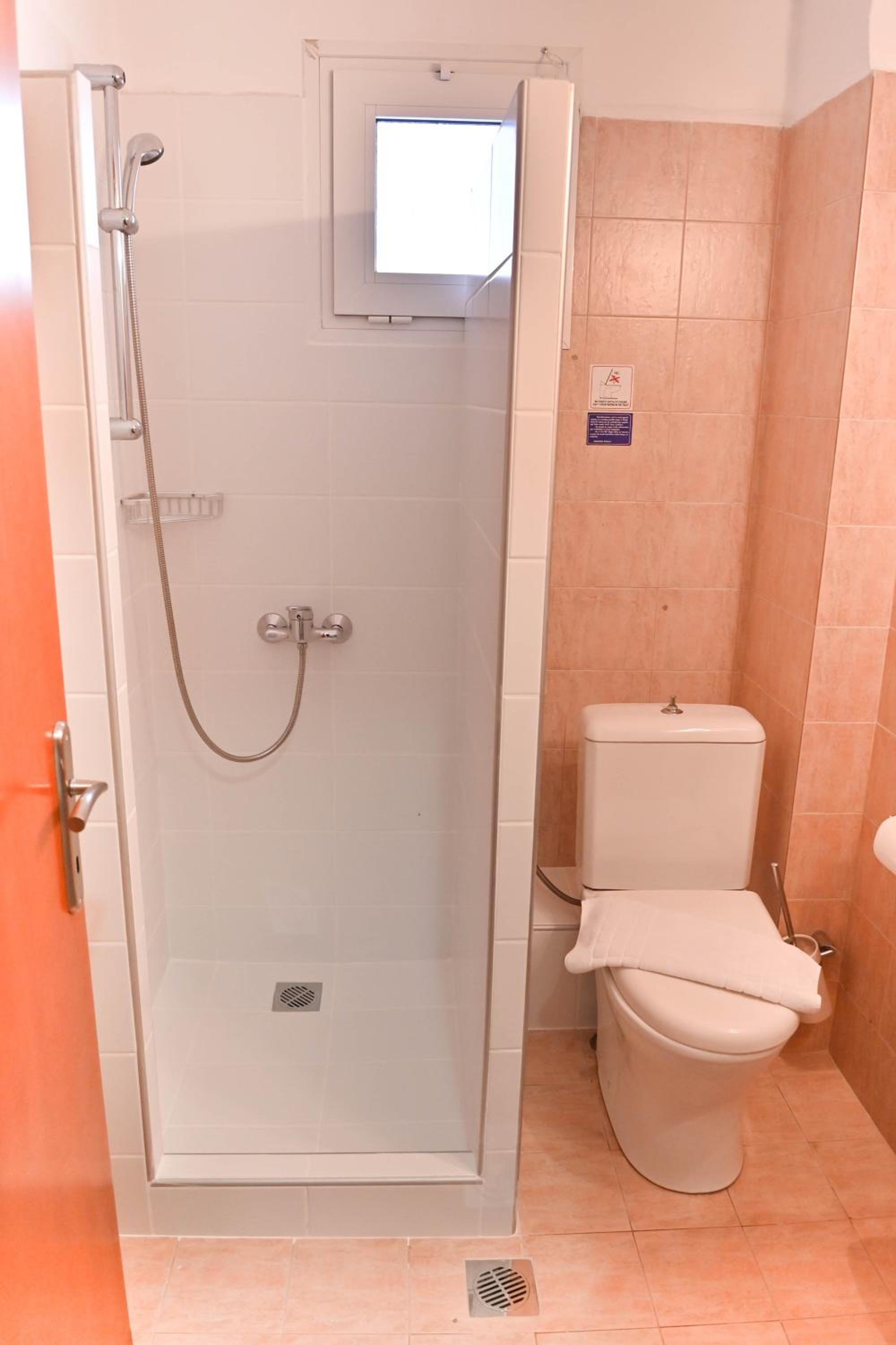 Triple Room with Terrace photo 2