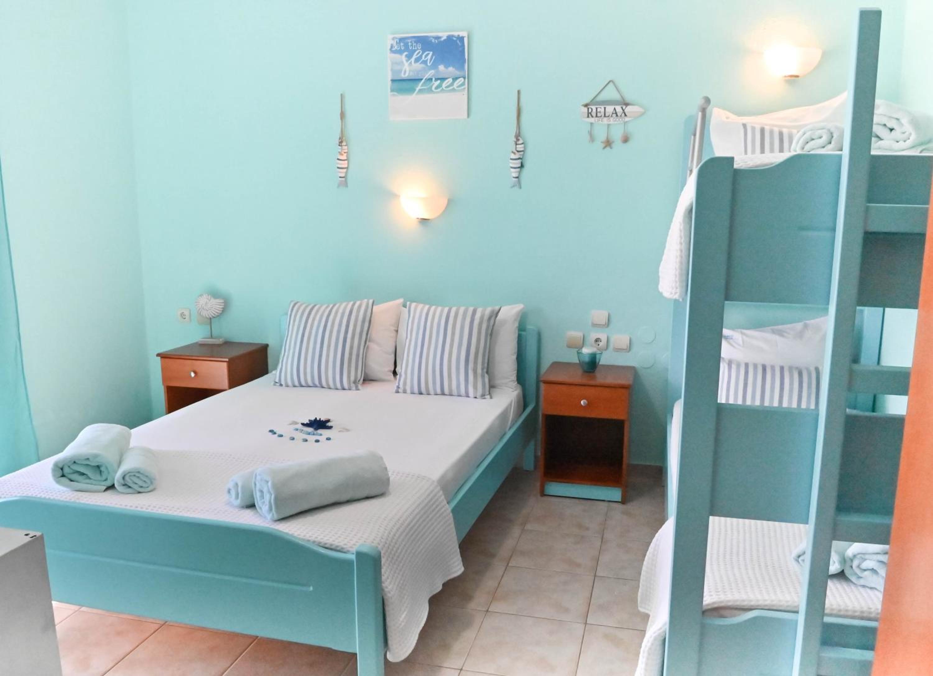 Triple Room with Terrace