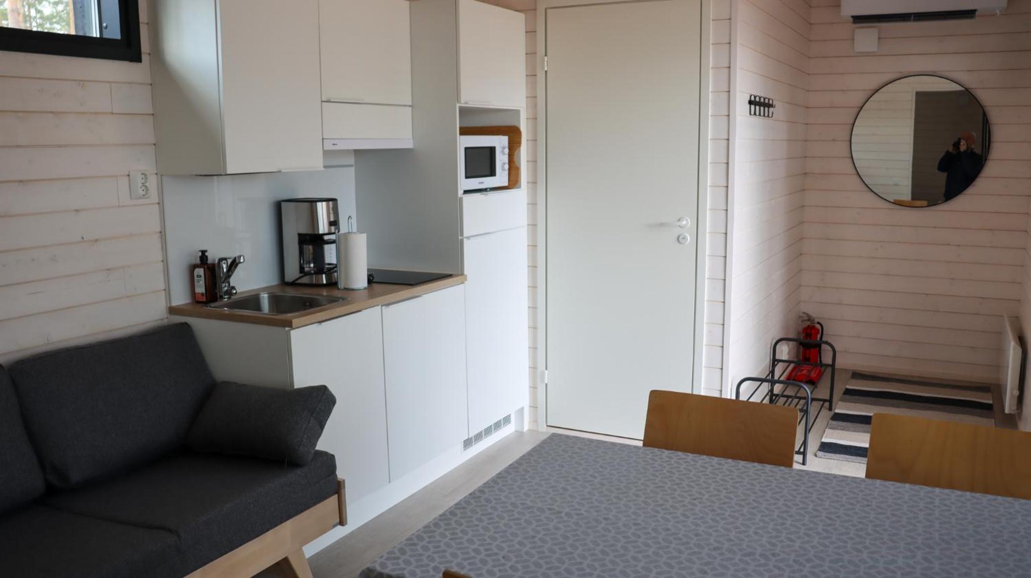 Apartment with Terrace - Photo 21