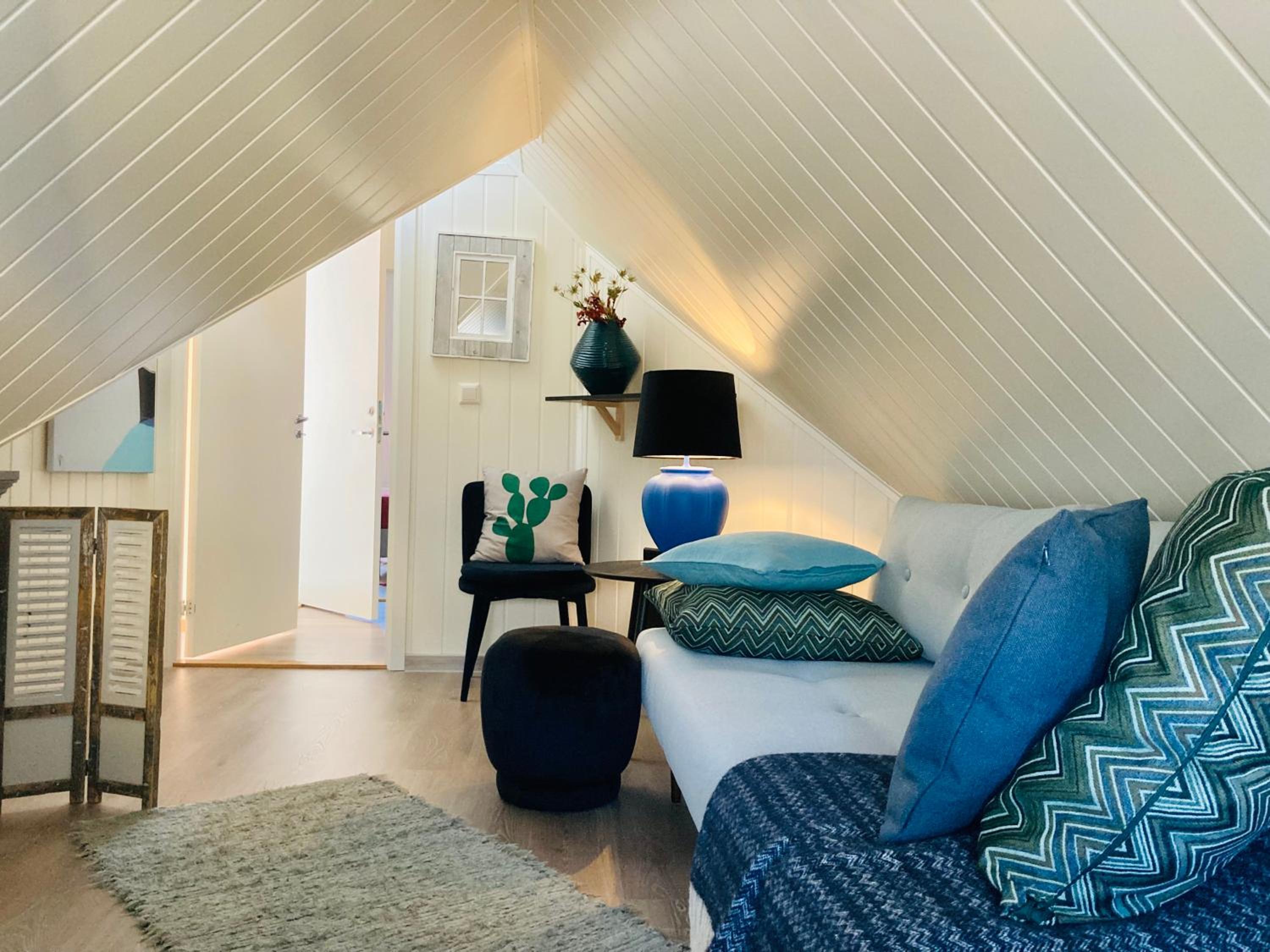 Two-Bedroom Apartment - Photo 3