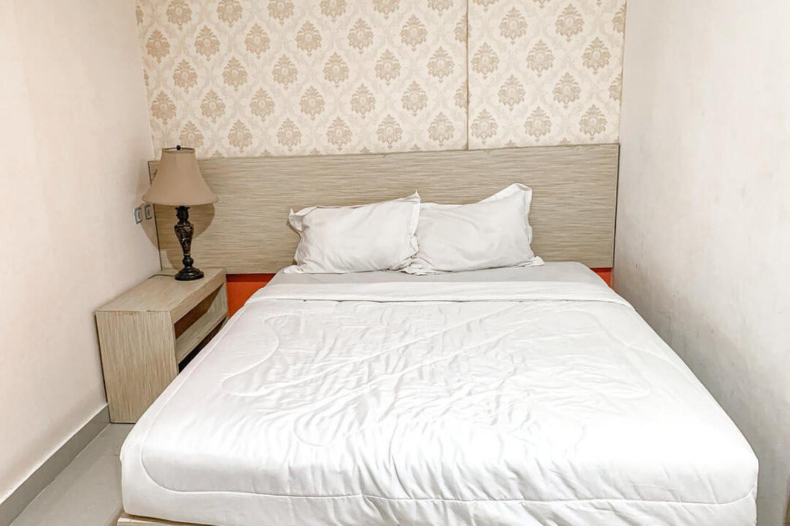 Deluxe Room - Photo 6