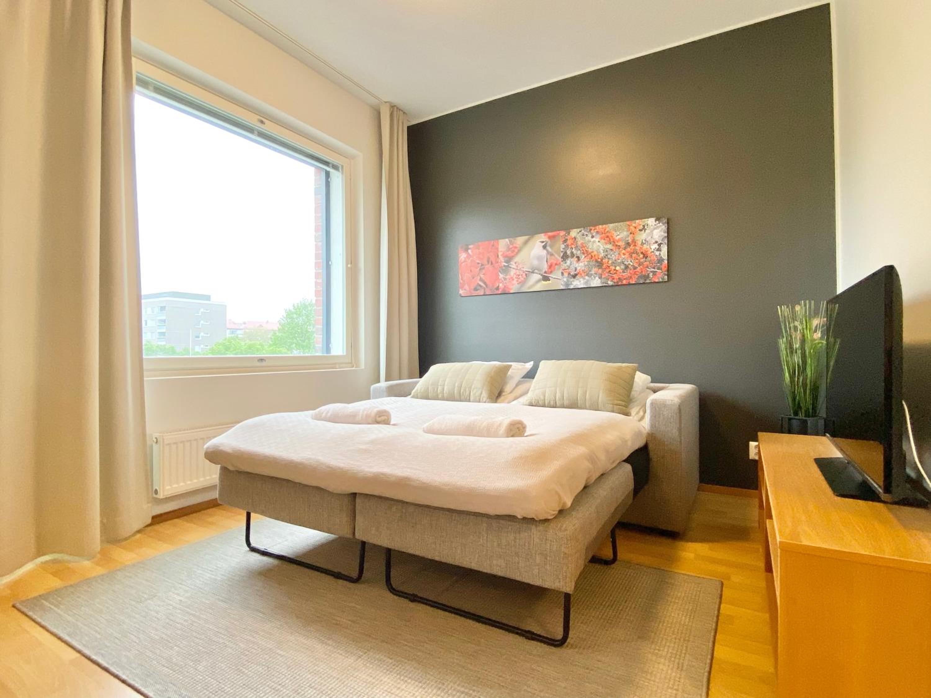 One-Bedroom Apartment - Photo 19