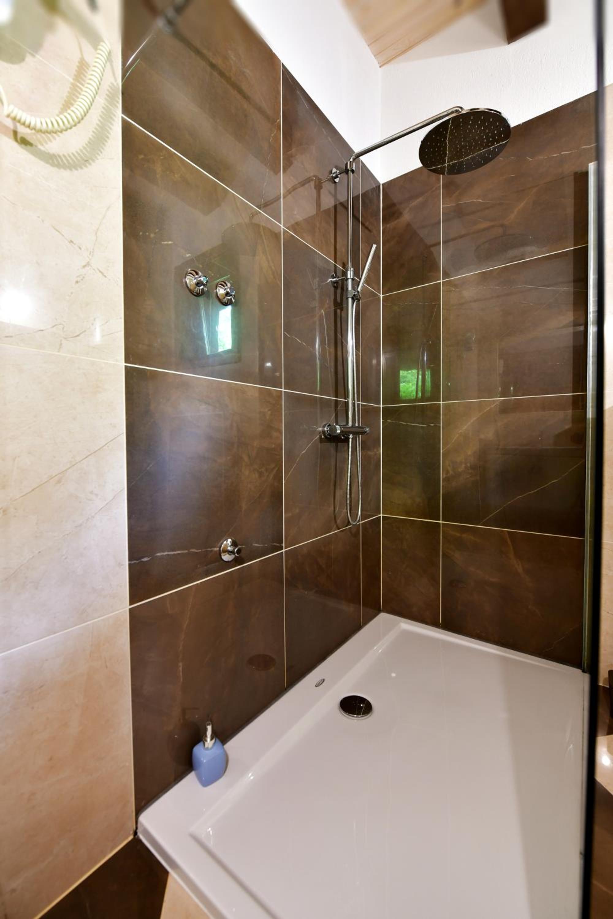 Two-Bedroom Villa - Photo 12