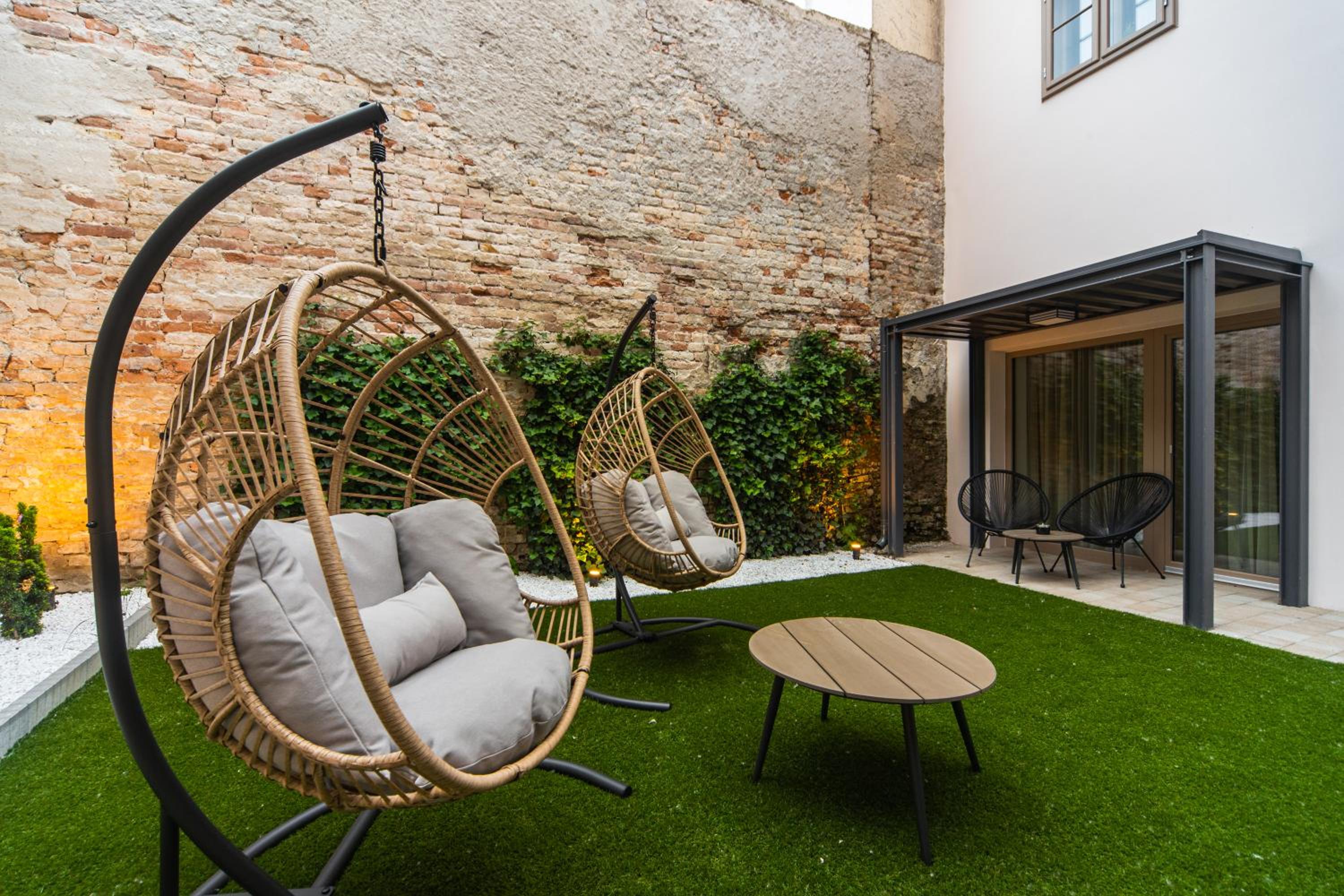 Studio with Terrace - Photo 15