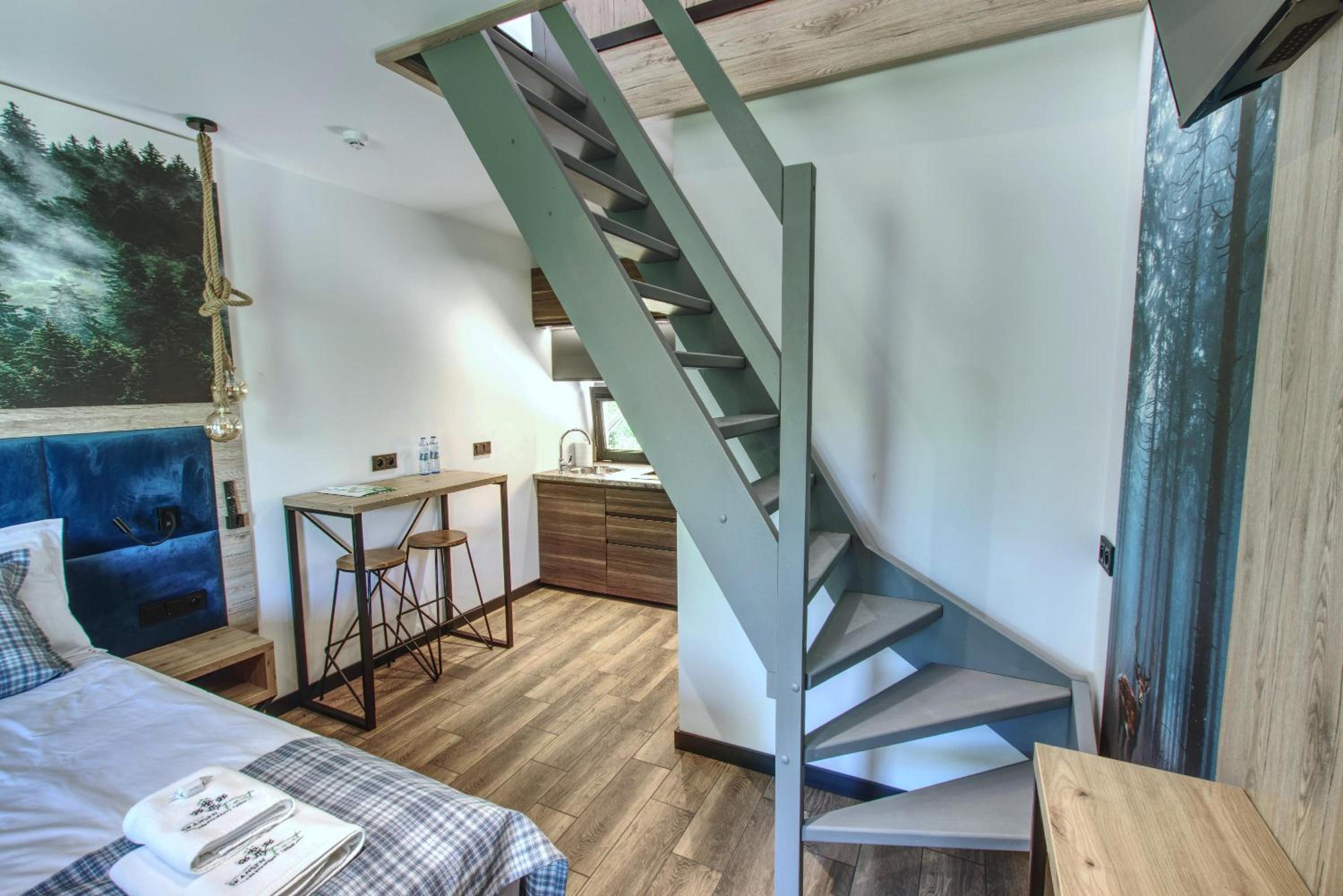 Double or Twin Room with Private Bathroom photo 2