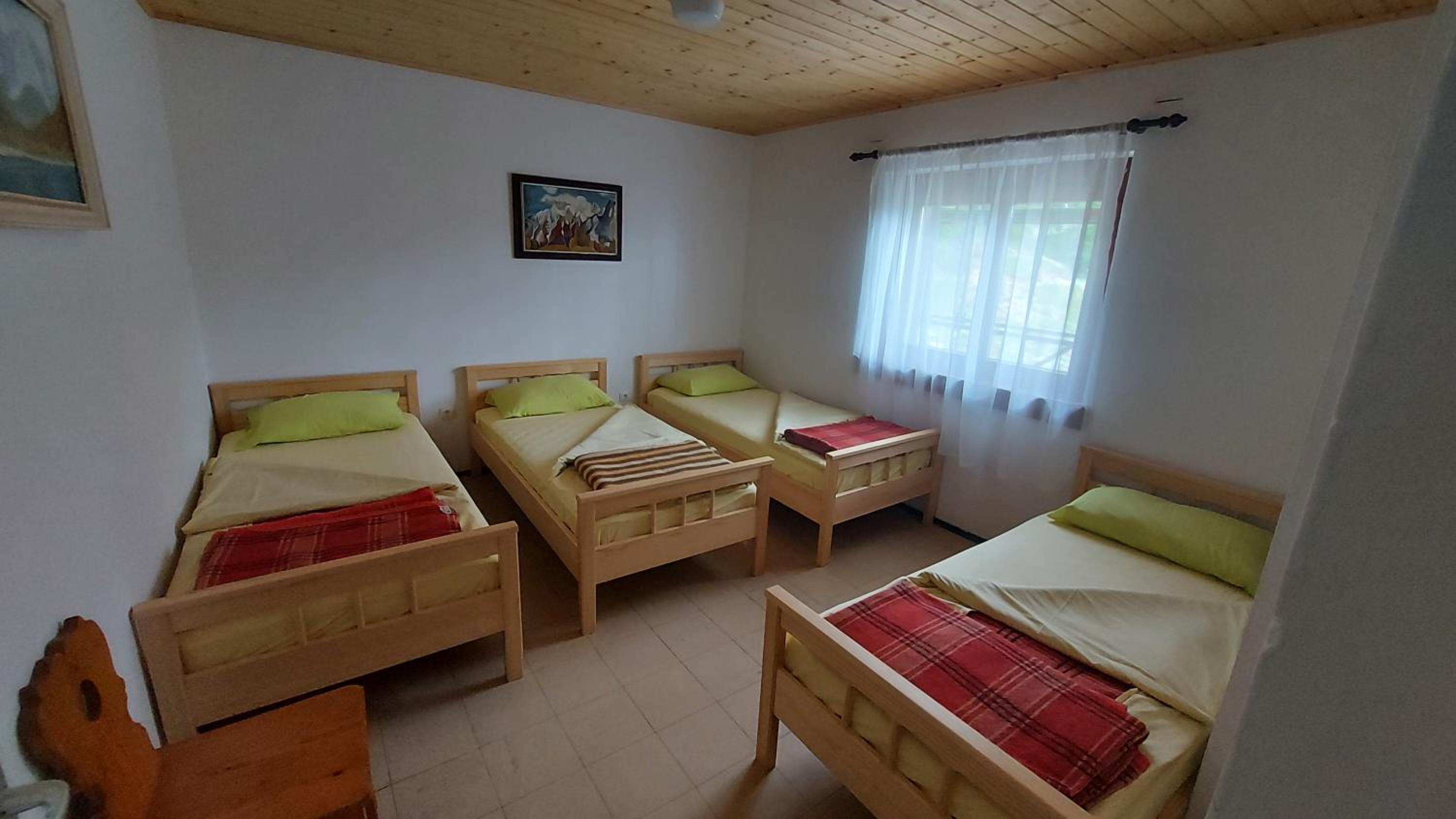 Bed in 4-Bed Mixed Dormitory Room photo 1